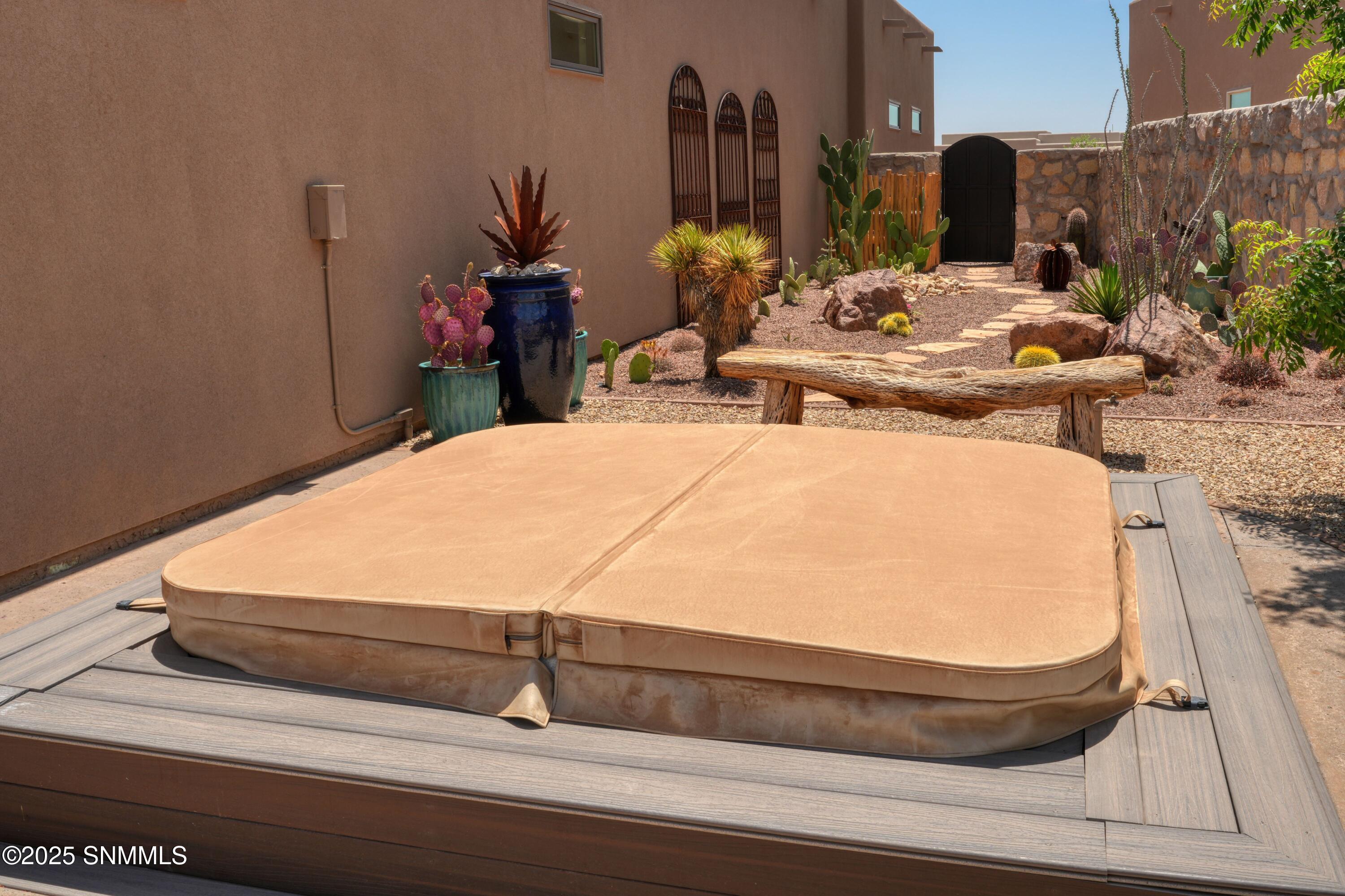 8065 Willow Bloom Circle Property Photo 10