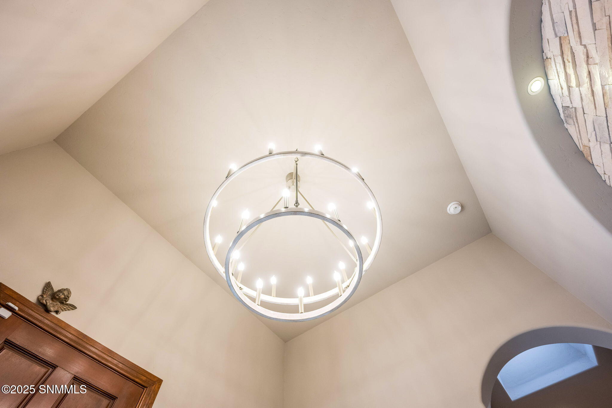 3827 Yellowstone Drive Property Photo 12