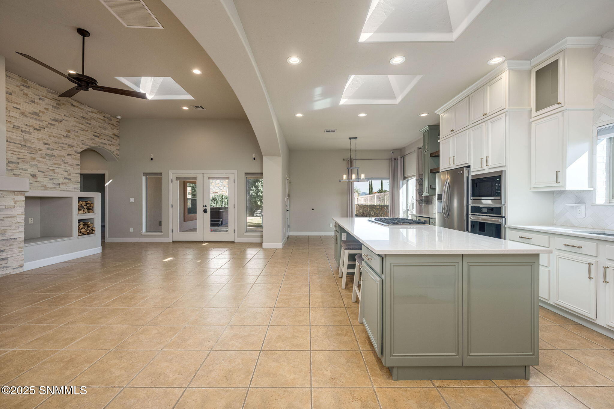 3827 Yellowstone Drive Property Photo 16
