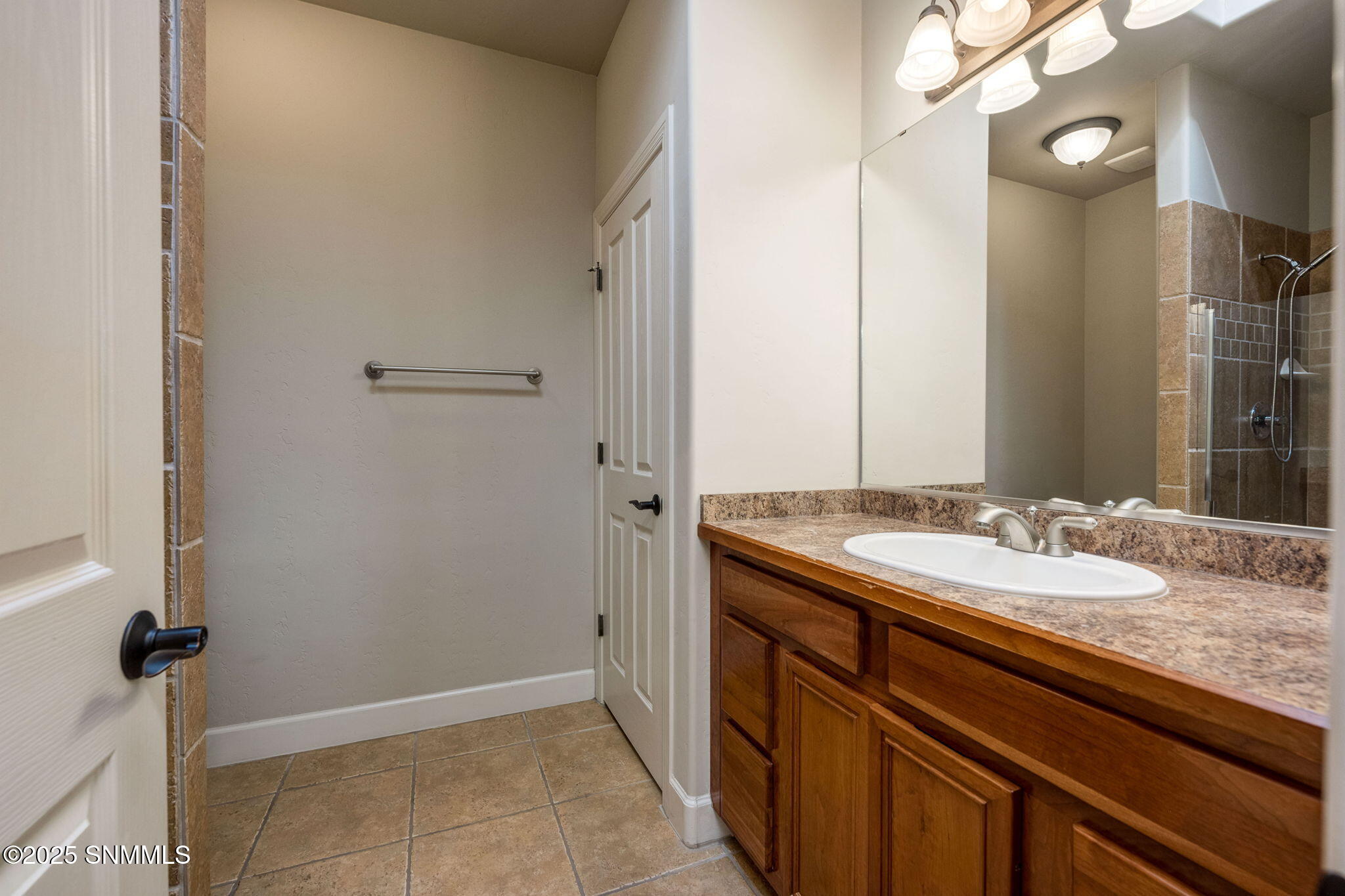 3827 Yellowstone Drive Property Photo 44