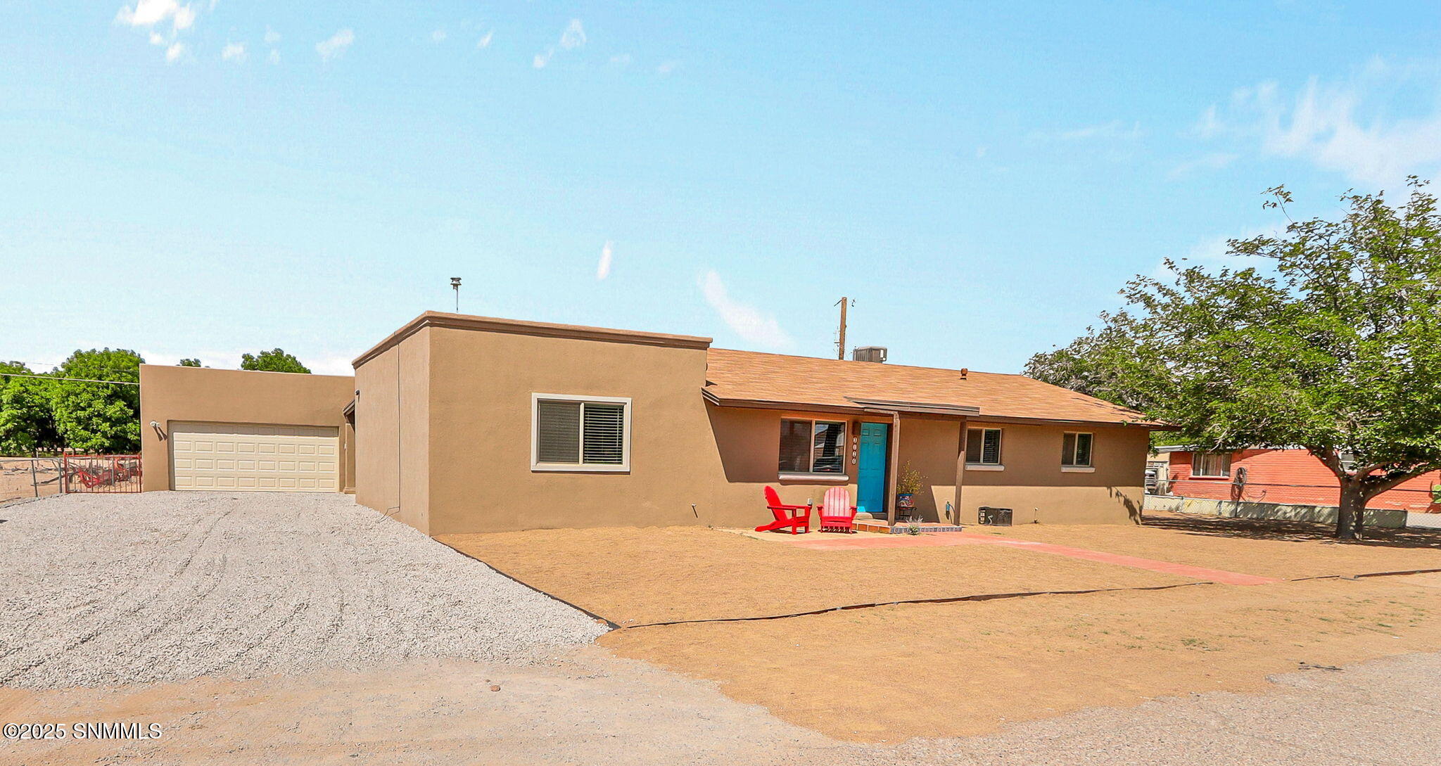 3026 Los Arenales Street Property Photo 1