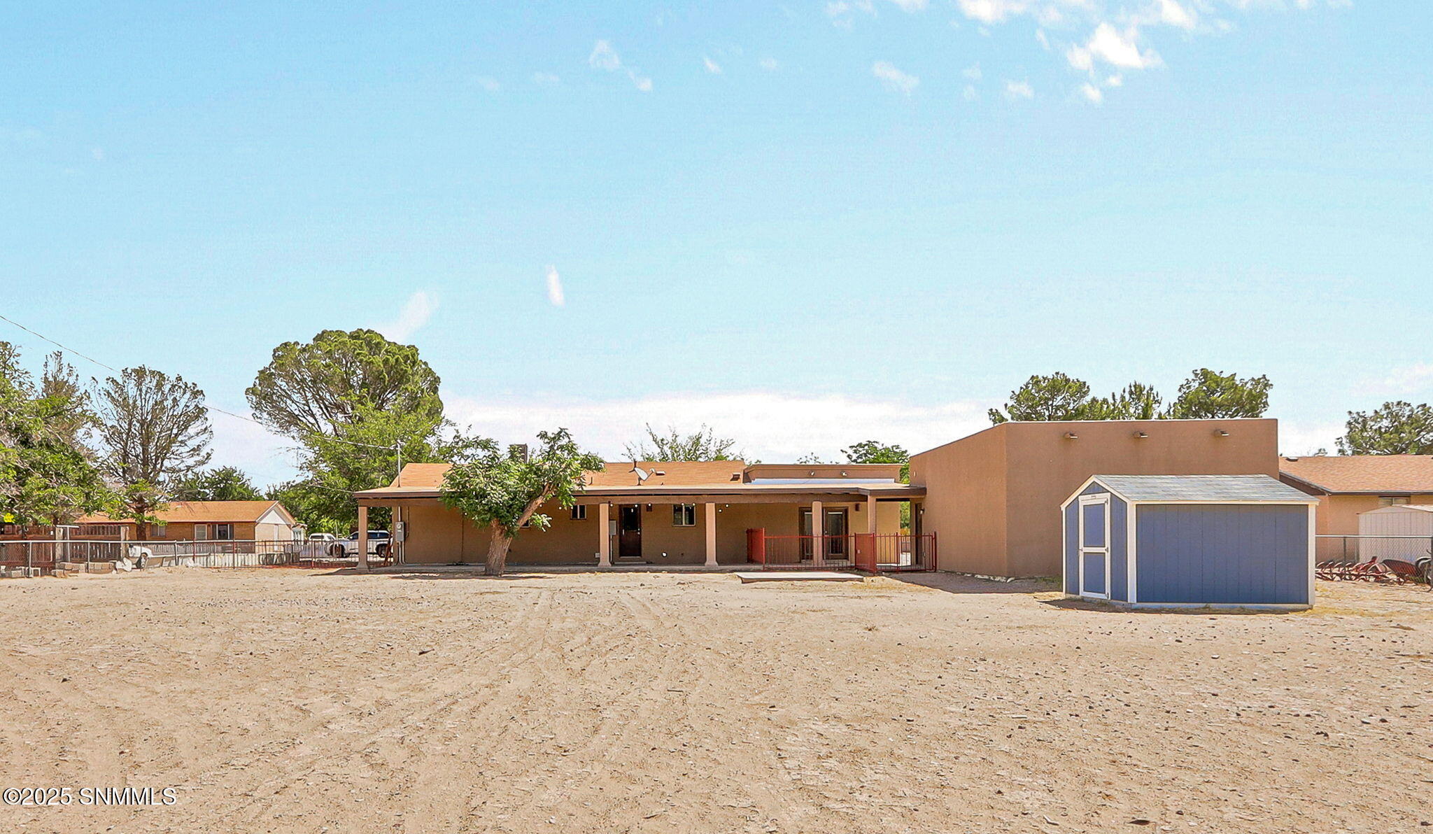 3026 Los Arenales Street Property Photo 19