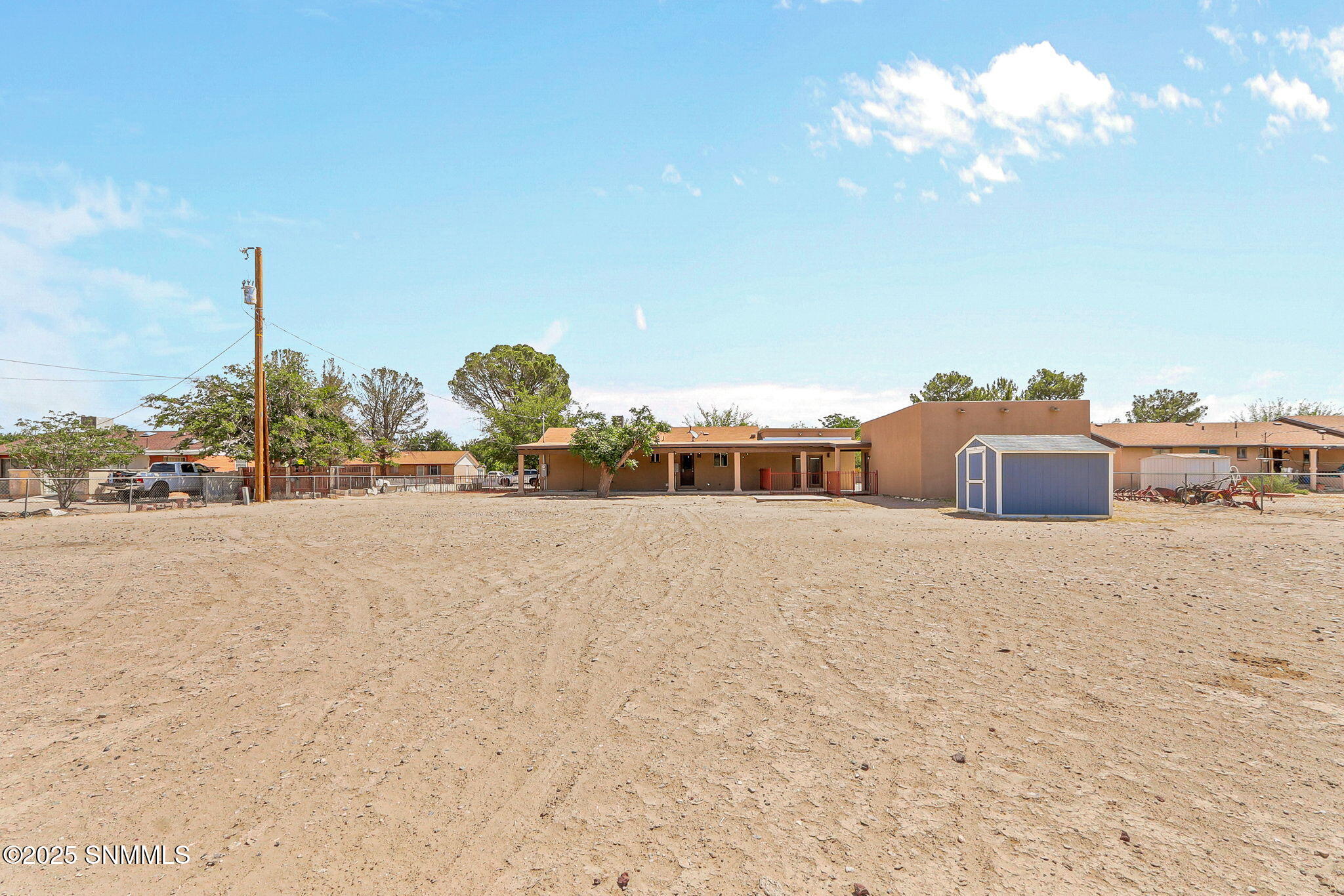 3026 Los Arenales Street Property Photo 20