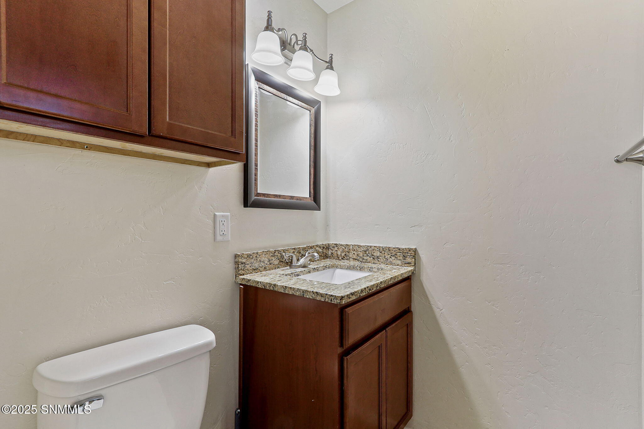 3026 Los Arenales Street Property Photo 29