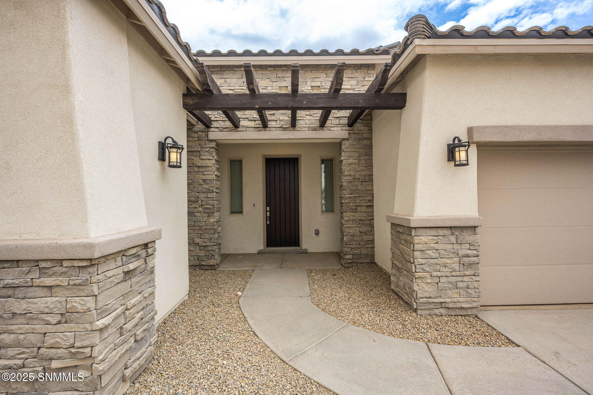 3790 Portrait Street Property Photo 3