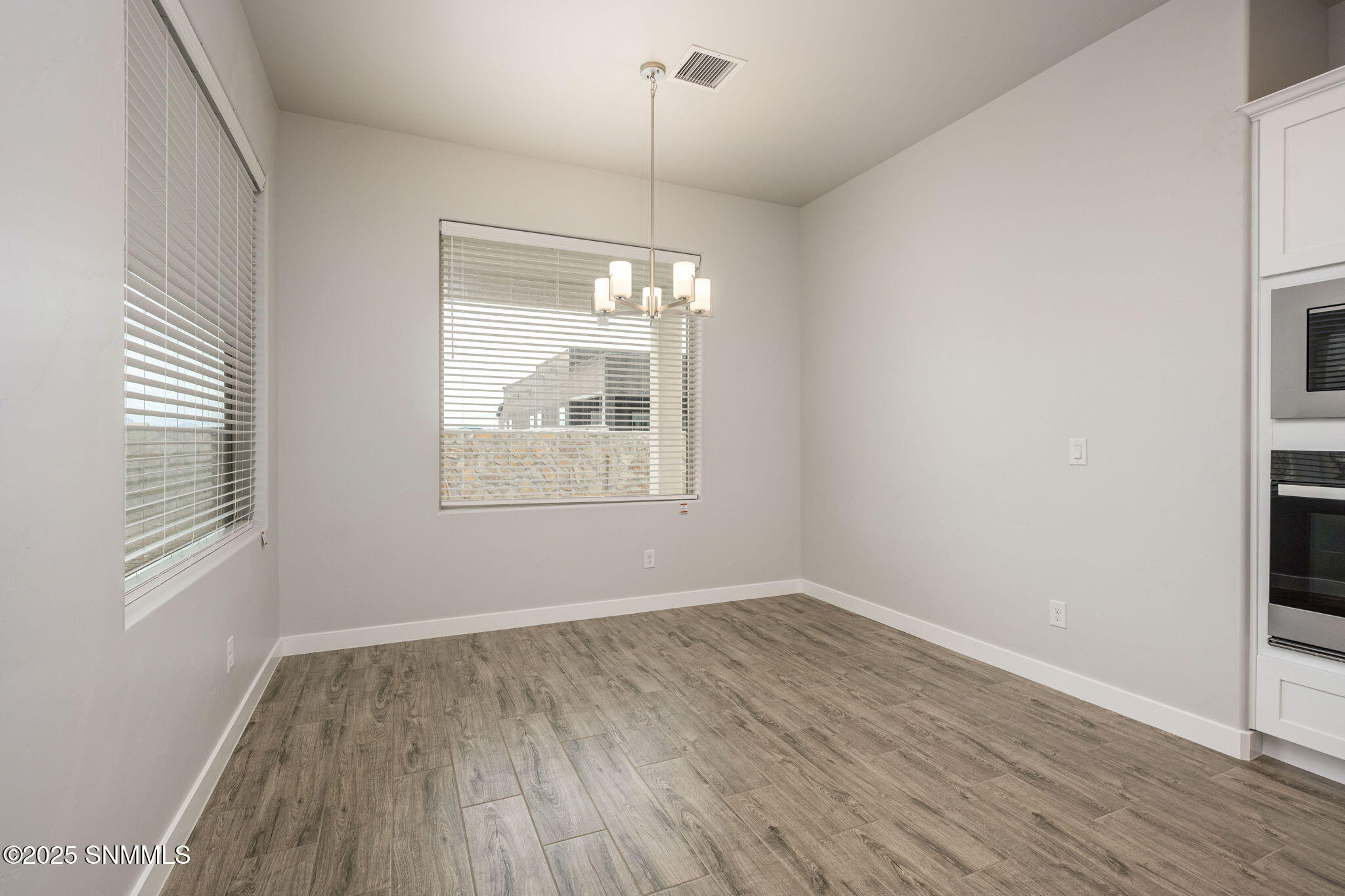 3790 Portrait Street Property Photo 13