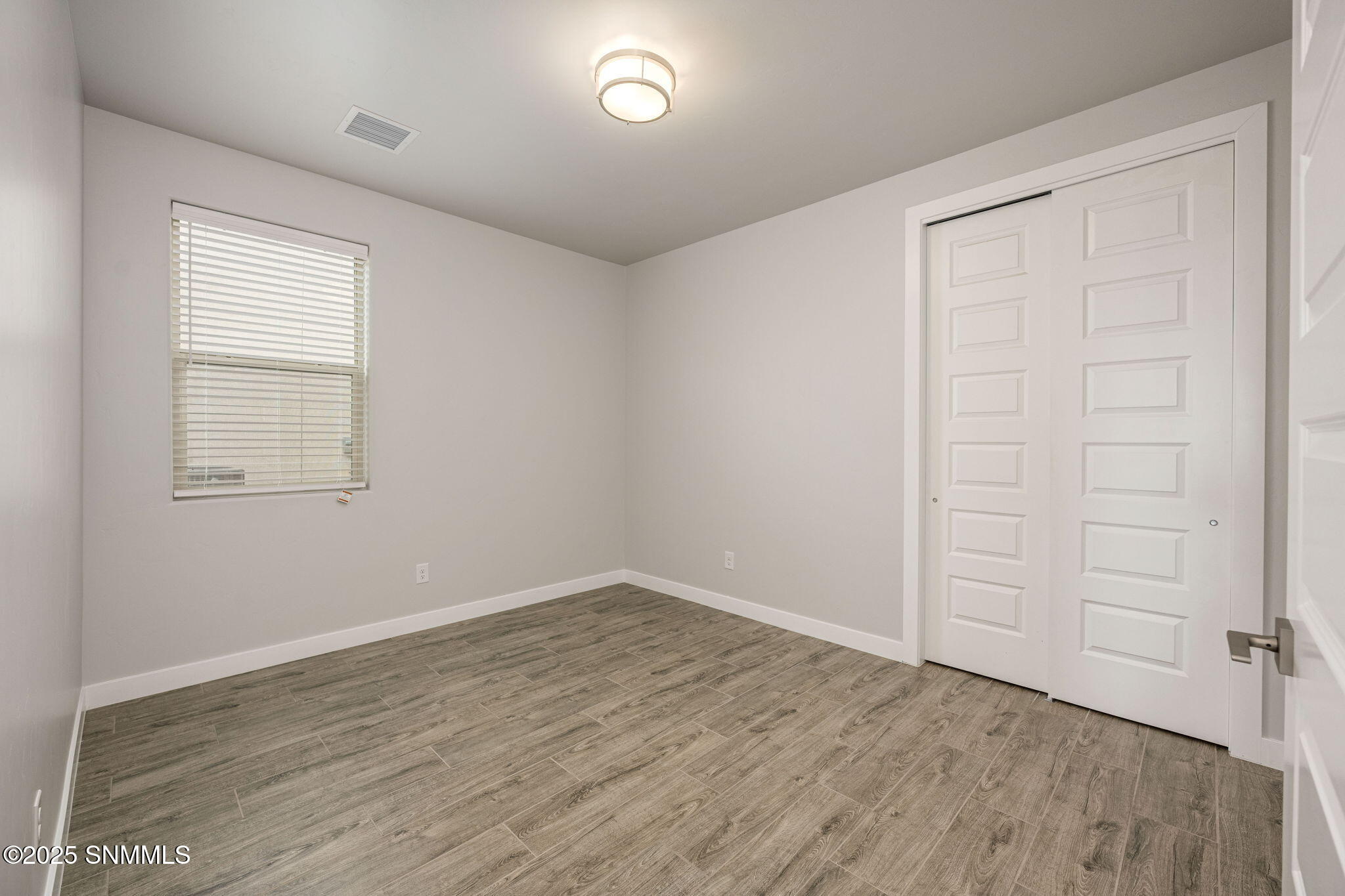 3790 Portrait Street Property Photo 17