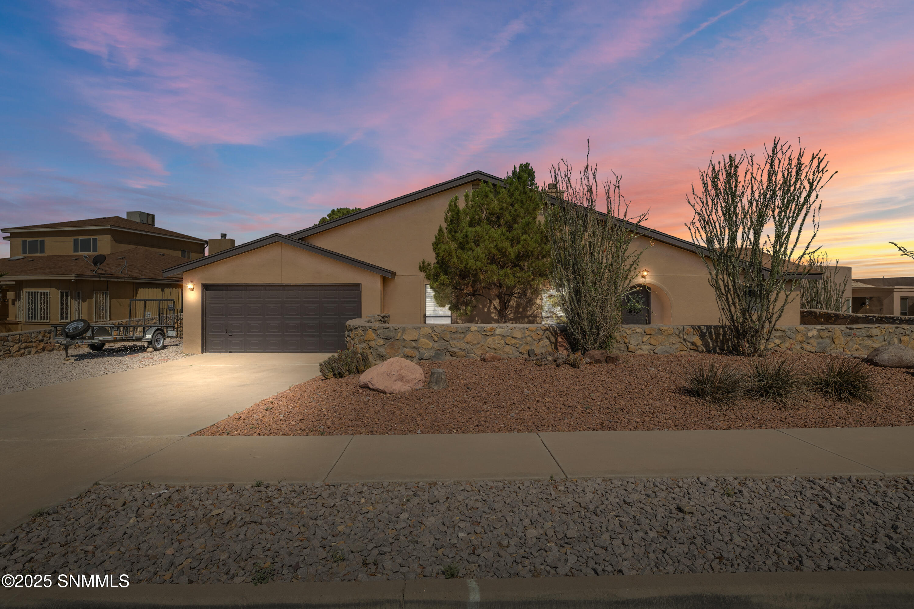 2687 Cheyenne Drive Property Photo 2