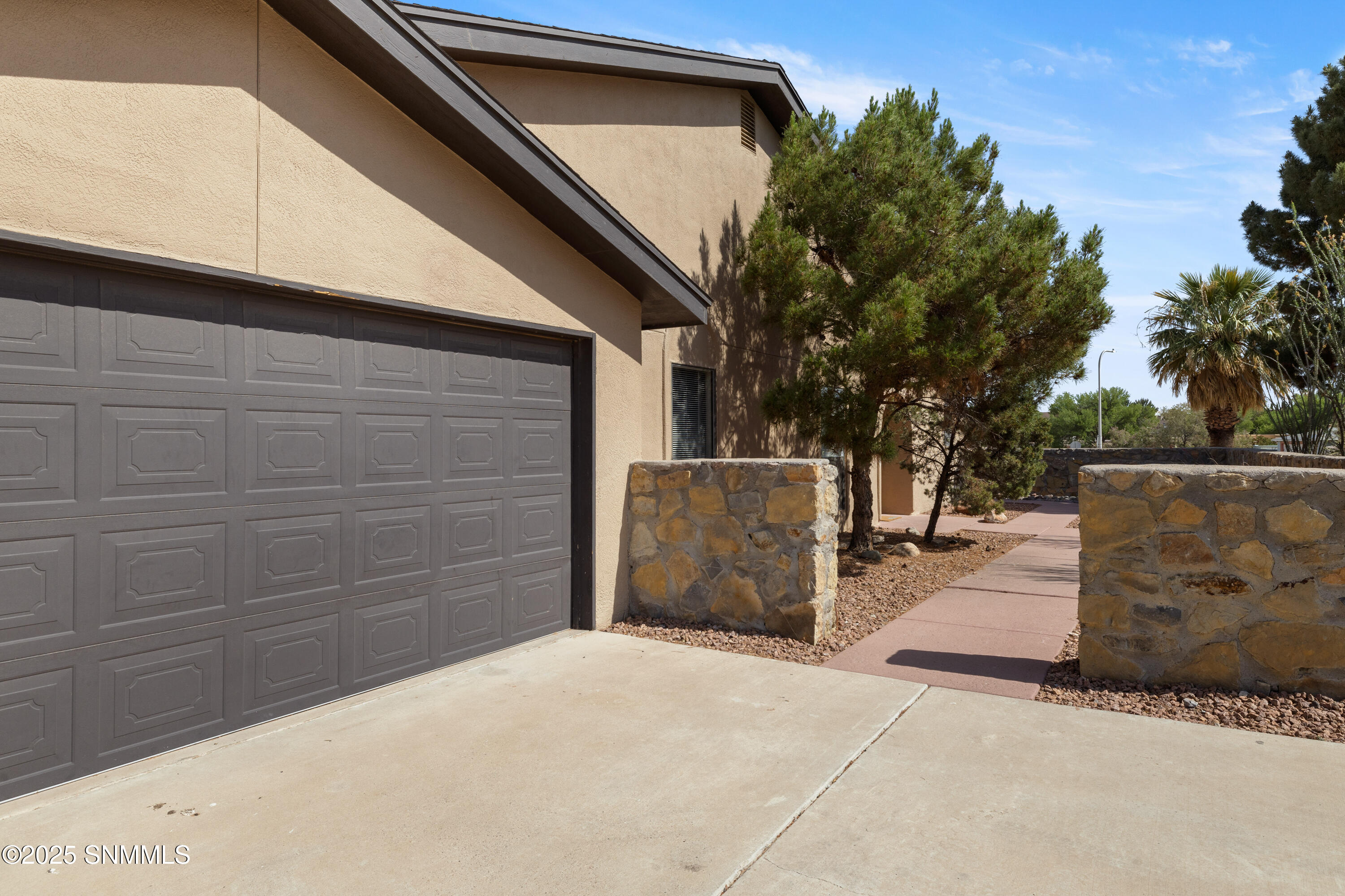 2687 Cheyenne Drive Property Photo 4