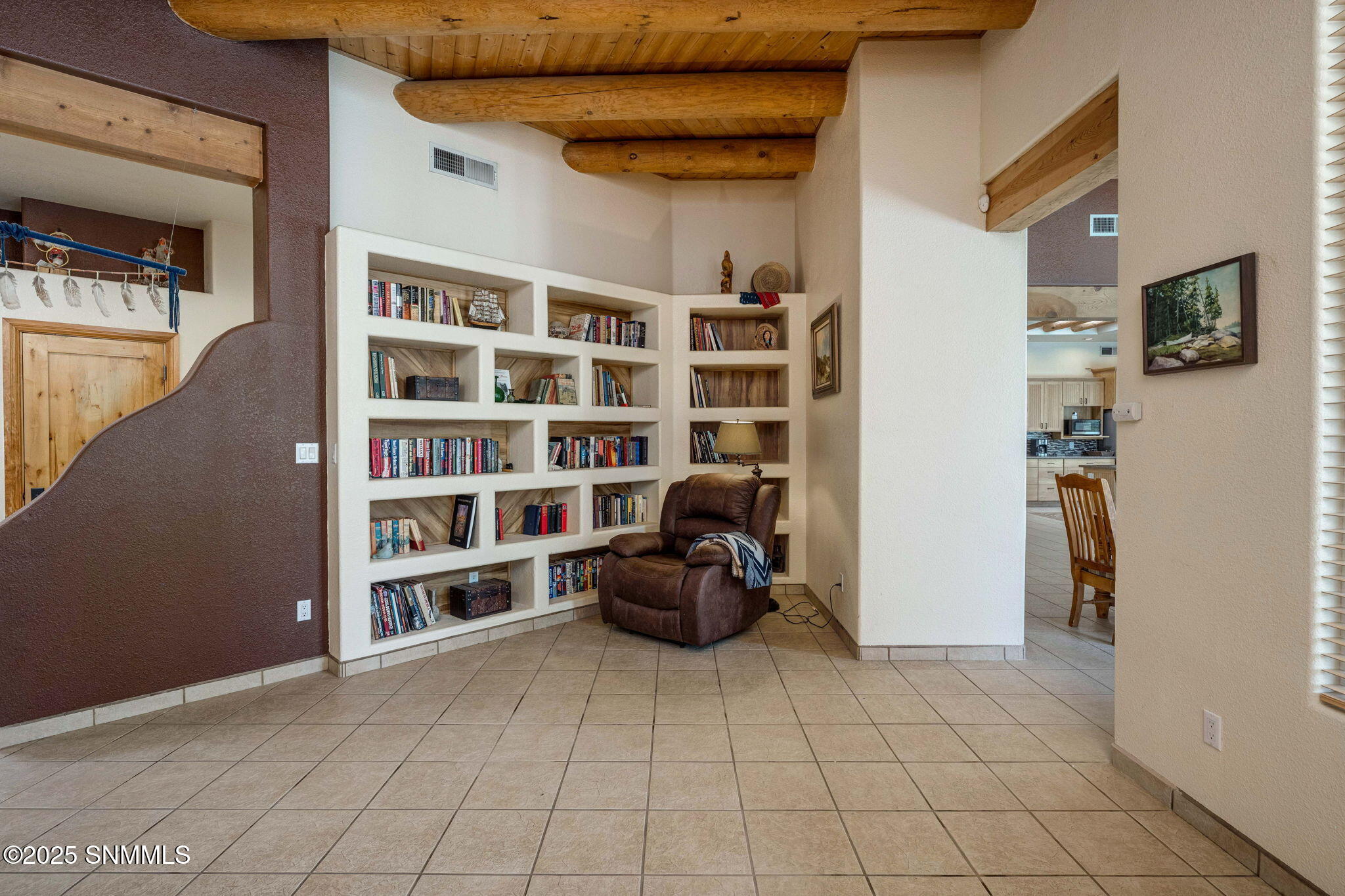 4650 Whispering Pines Lane Property Photo 11
