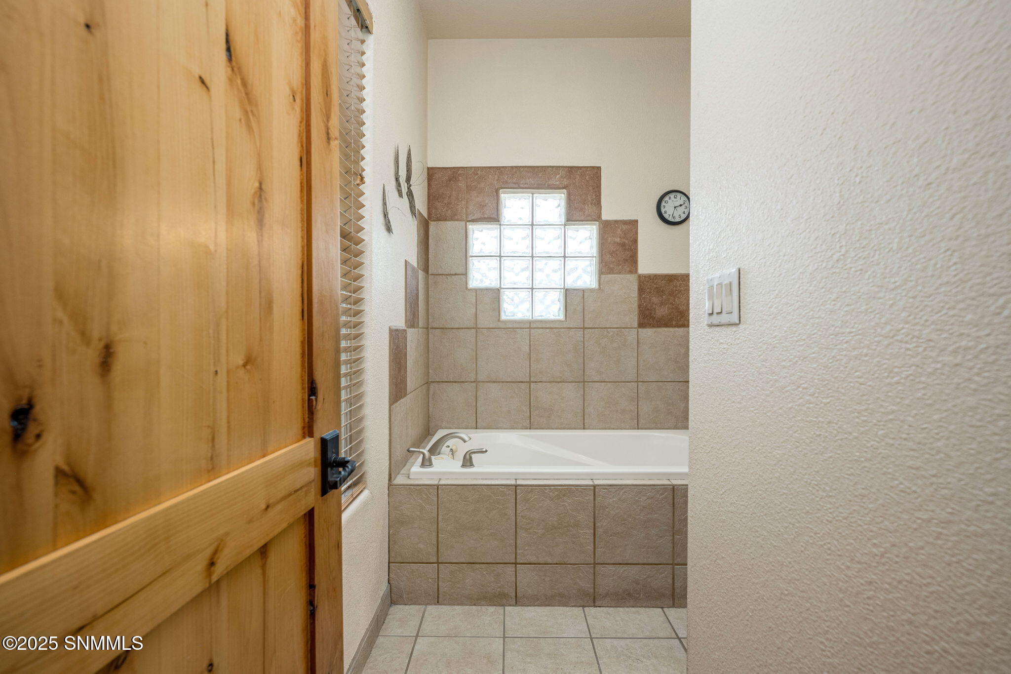4650 Whispering Pines Lane Property Photo 33