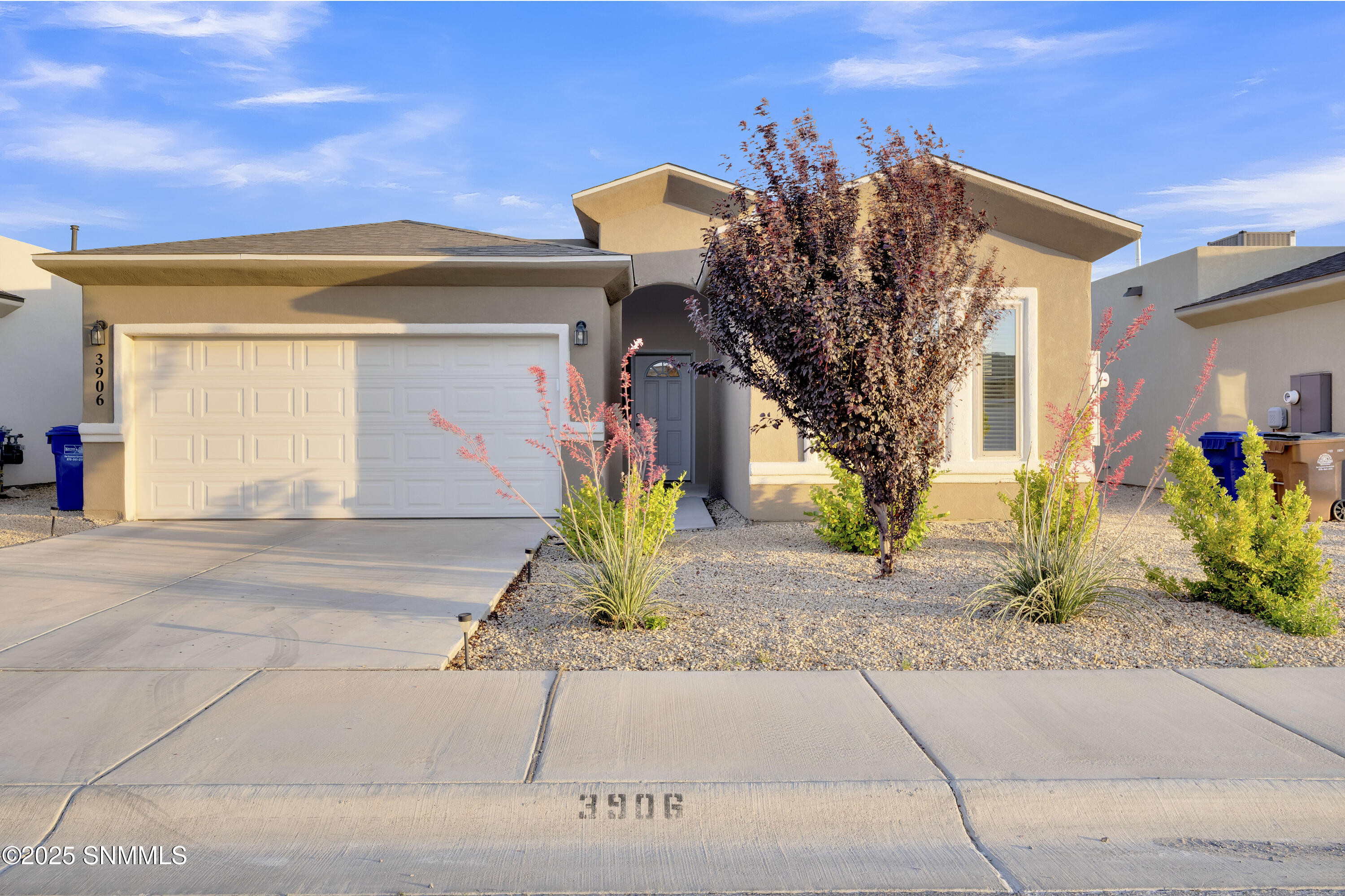 3906 Caspian Road Property Photo 1