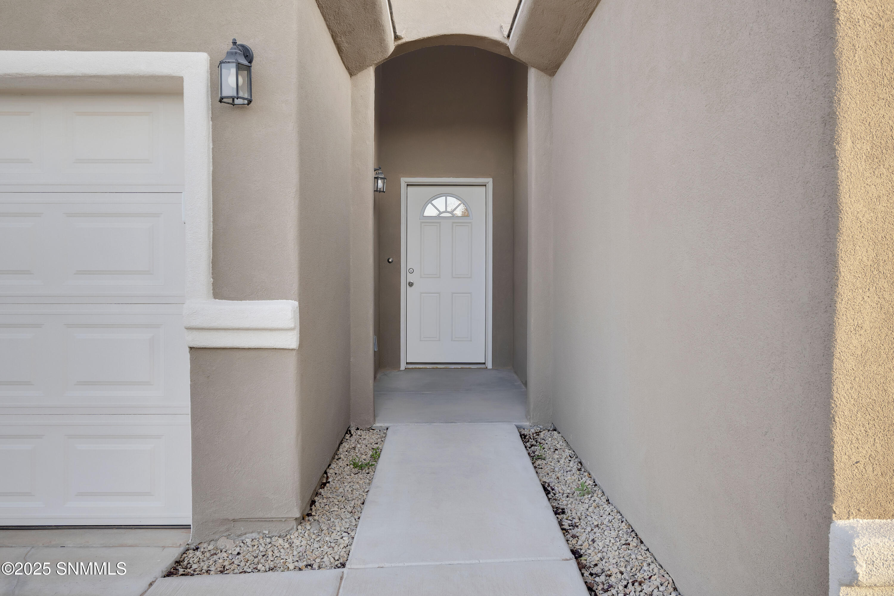 3906 Caspian Road Property Photo 2