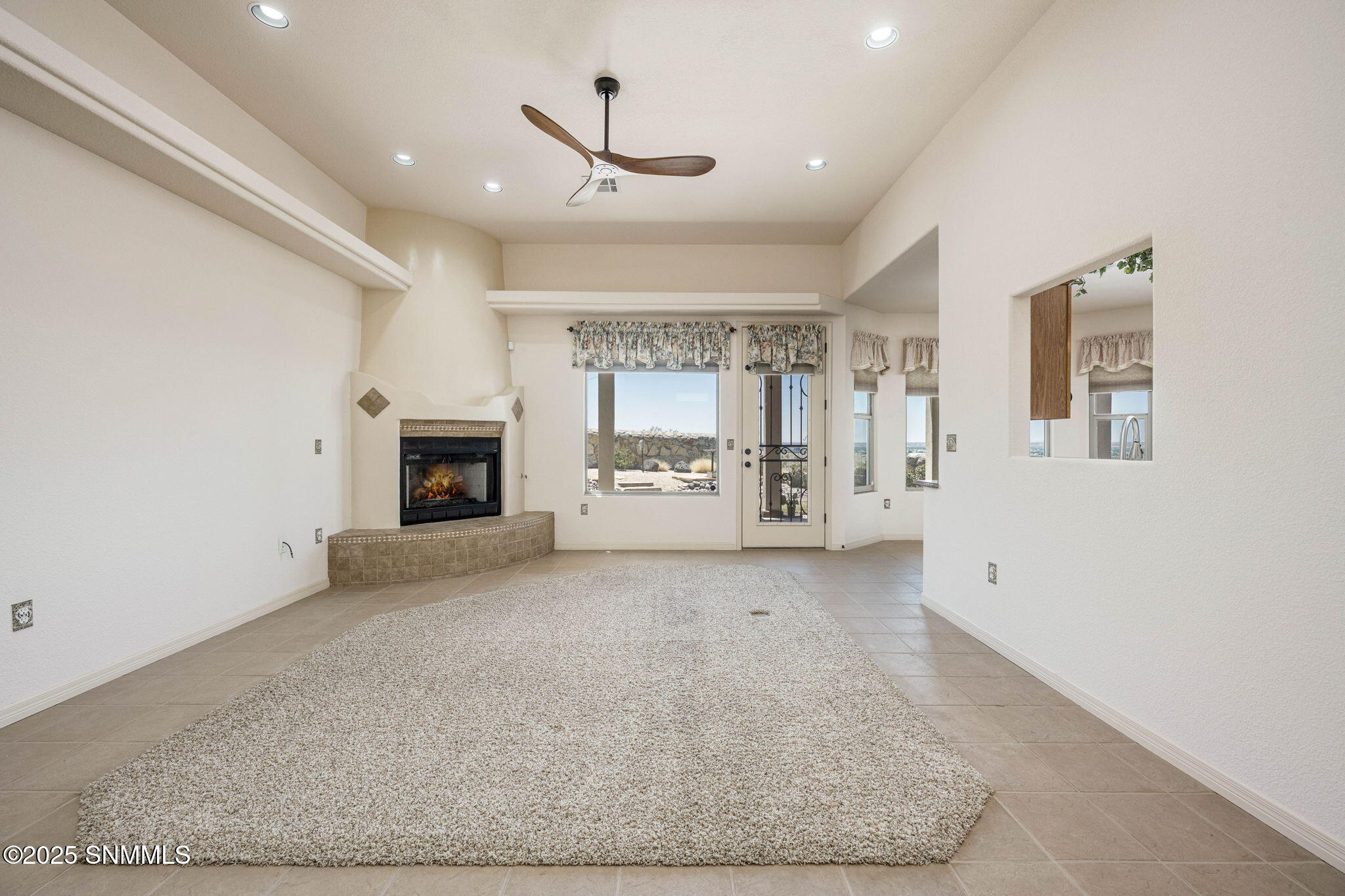 2391 Picacho Peak View Property Photo 8