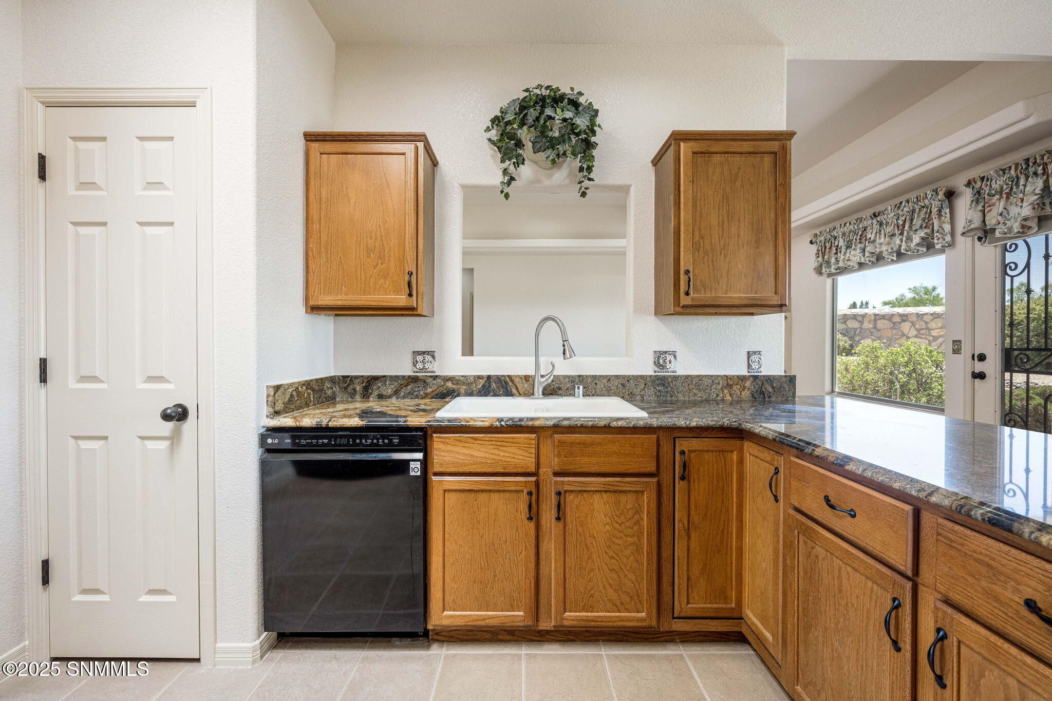2391 Picacho Peak View Property Photo 15
