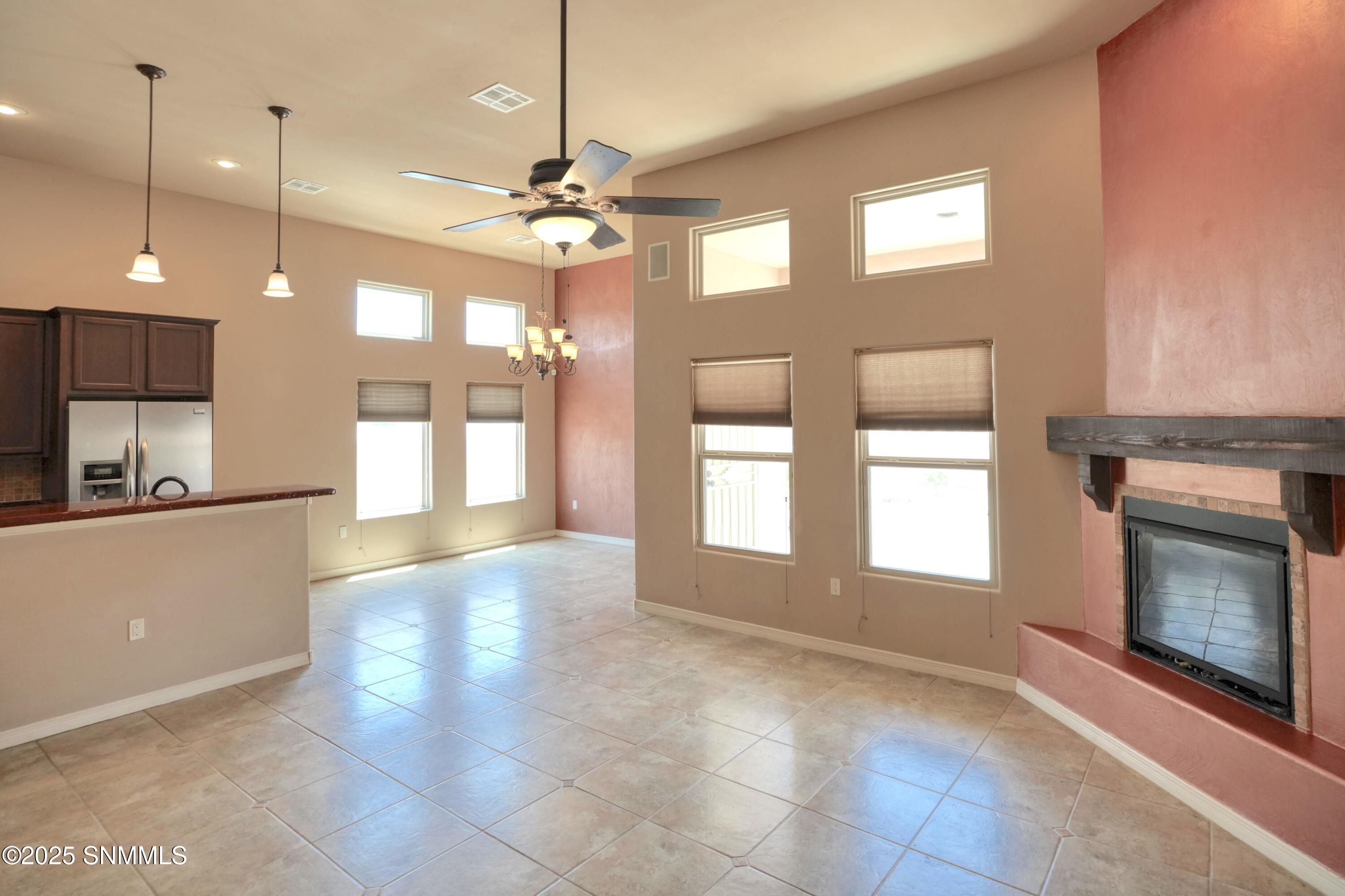 4303 Amarilla Arc Property Photo 9