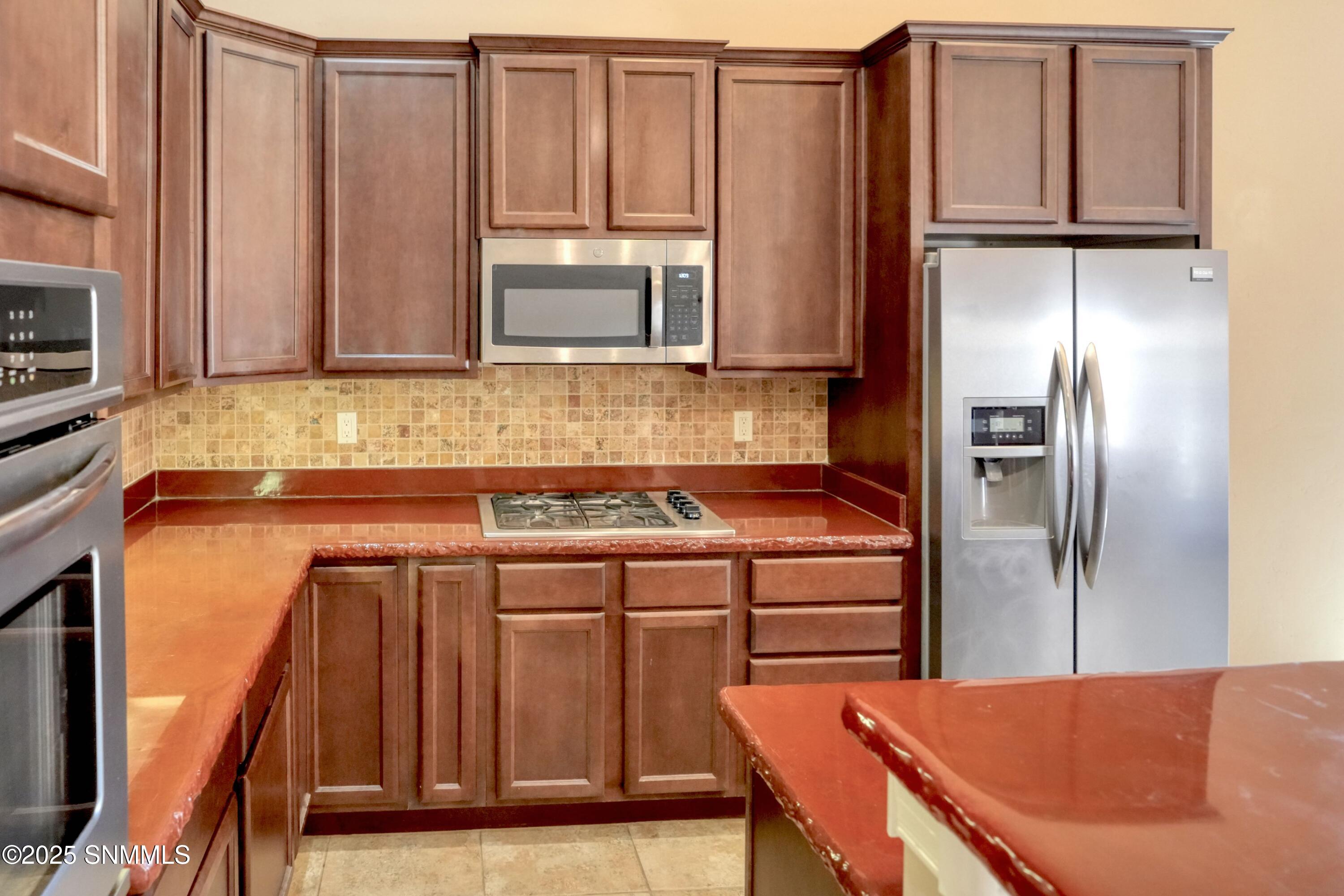 4303 Amarilla Arc Property Photo 13