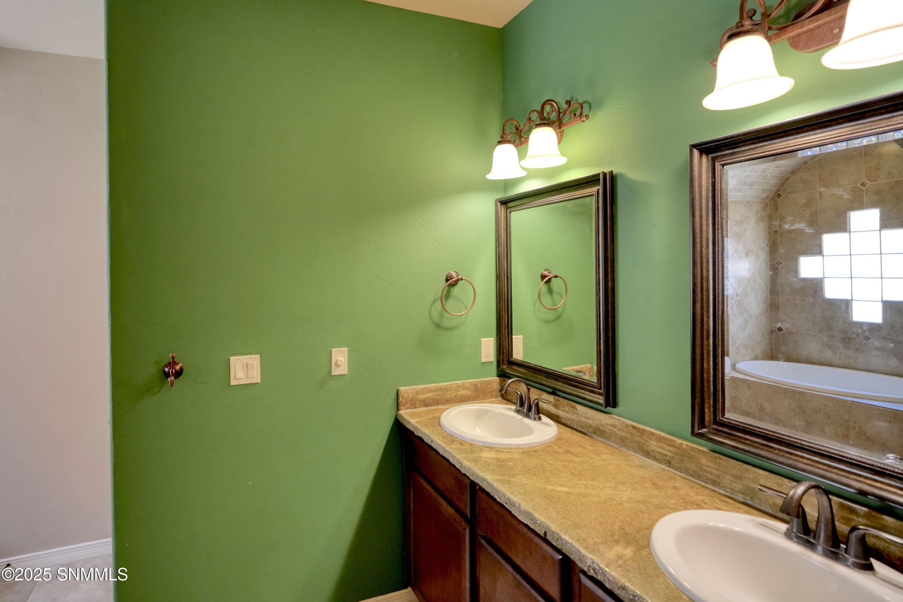 4303 Amarilla Arc Property Photo 22