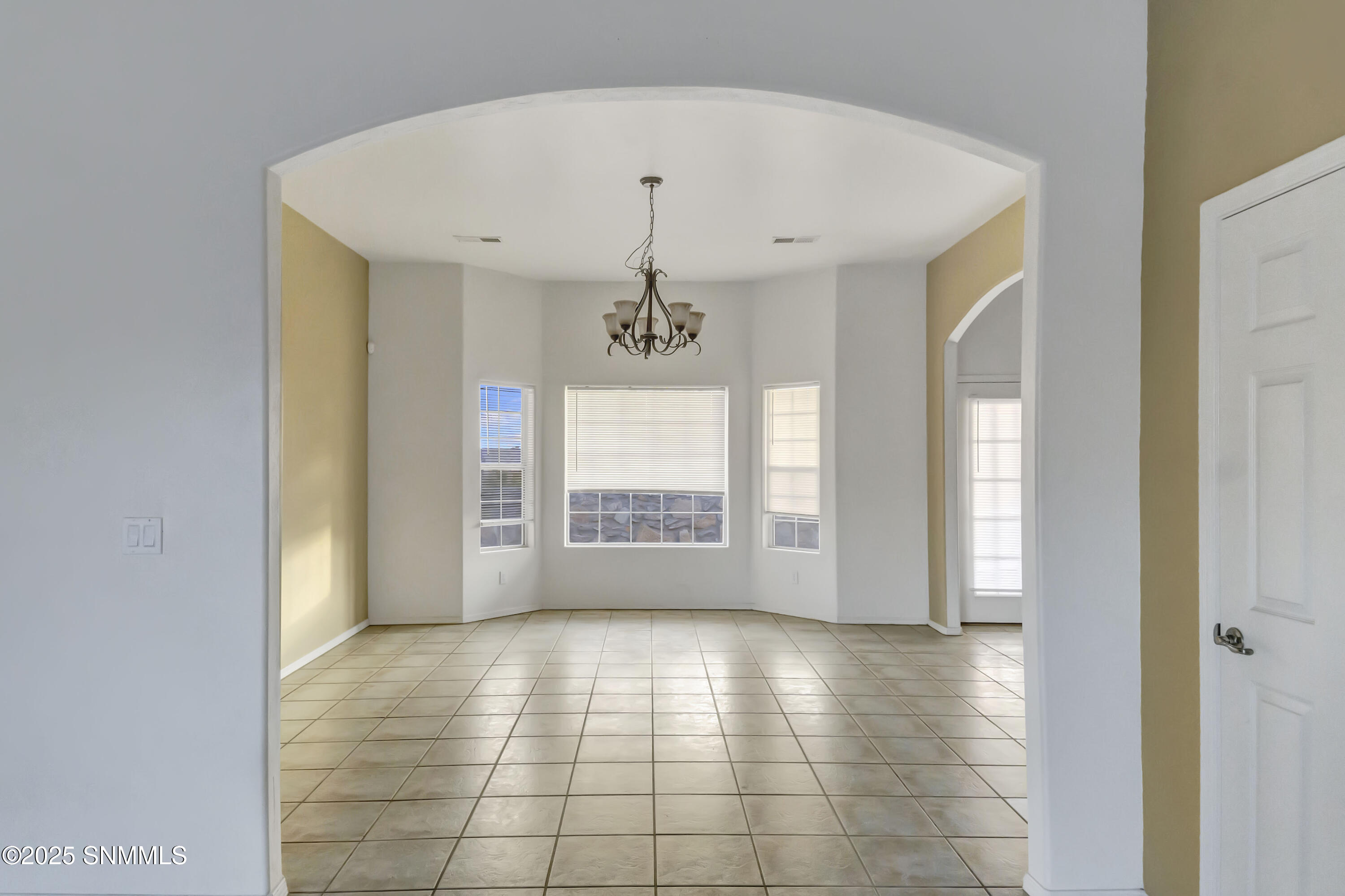 3523 Omaha Court Property Photo 6