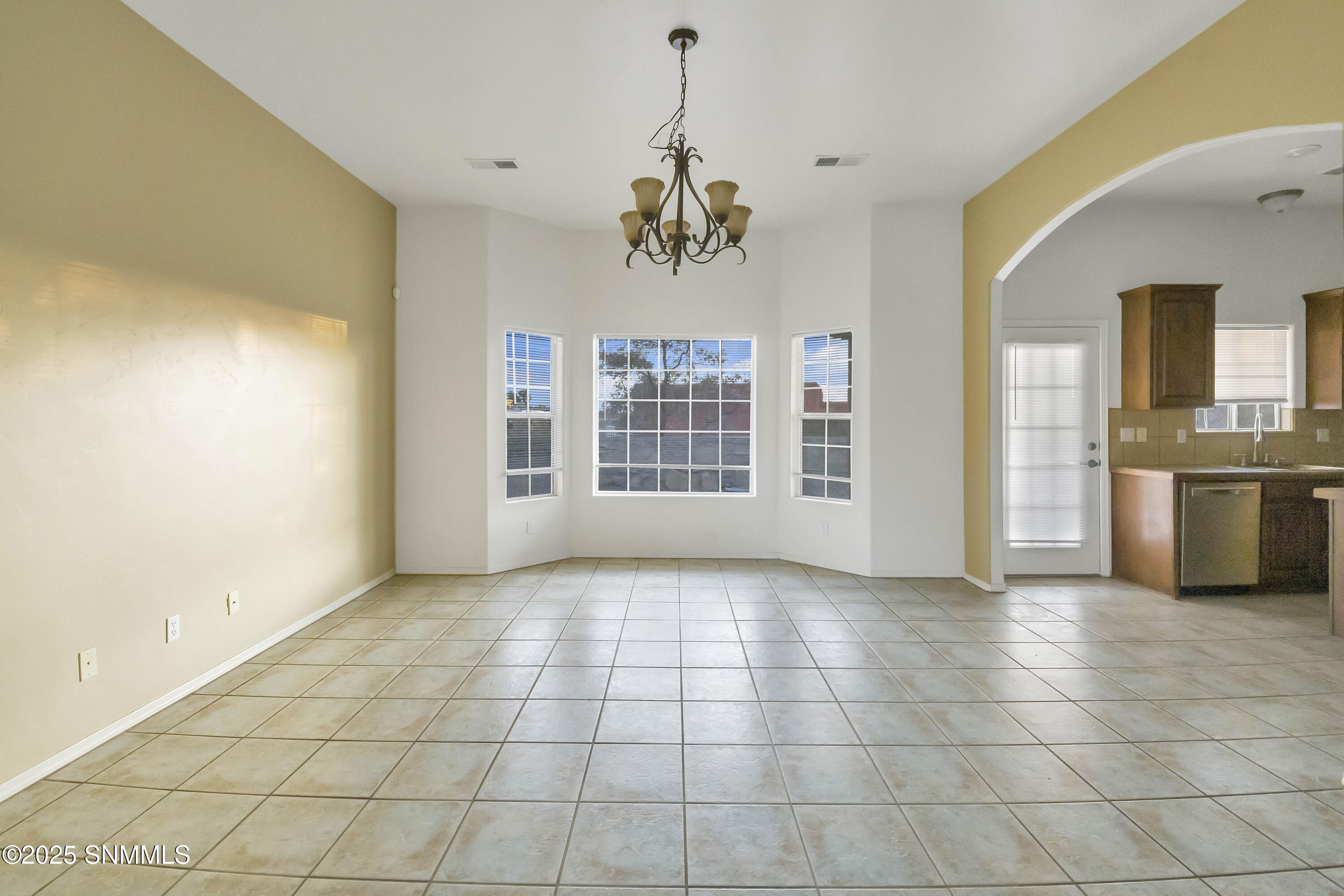 3523 Omaha Court Property Photo 8
