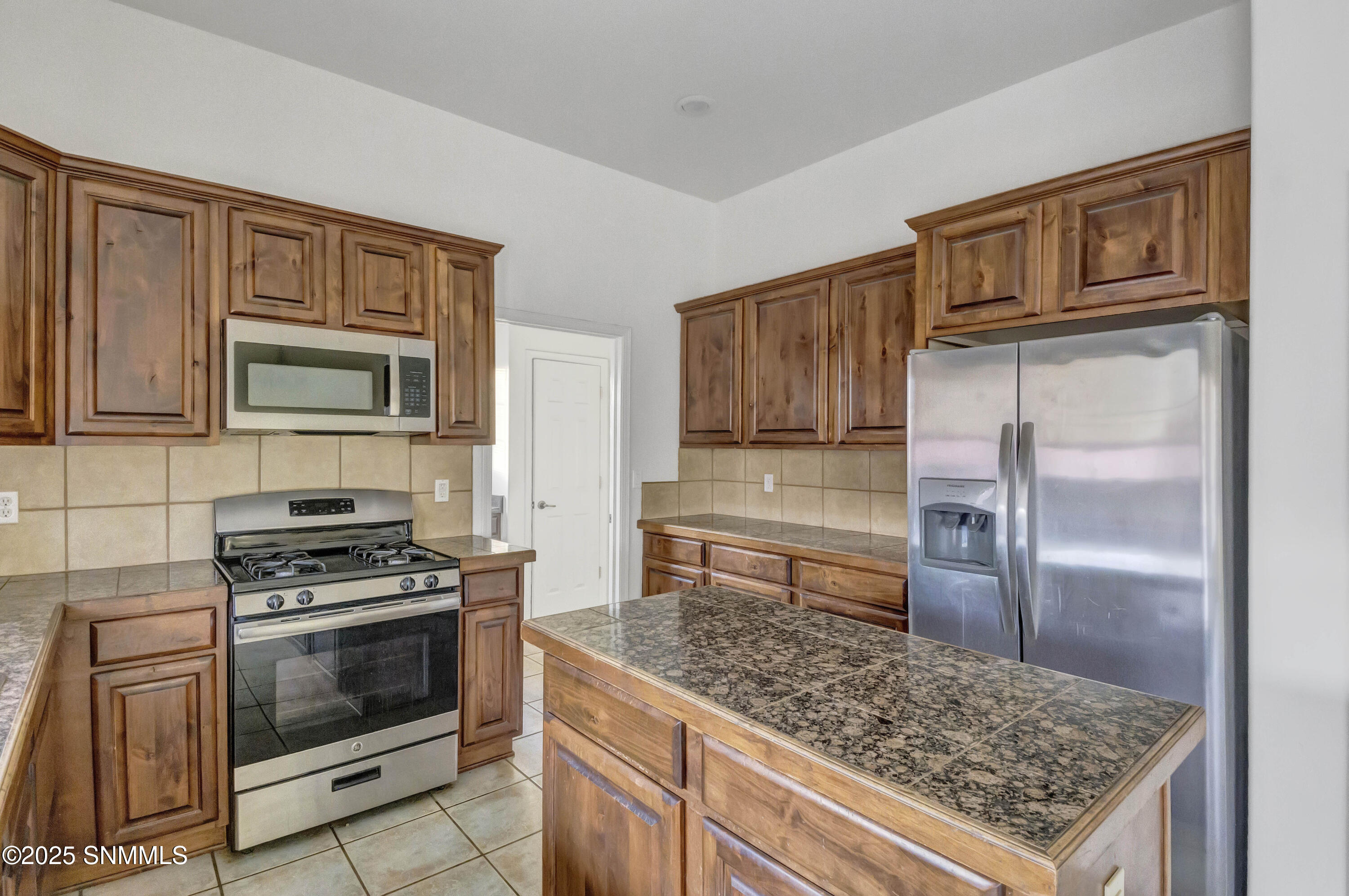 3523 Omaha Court Property Photo 11