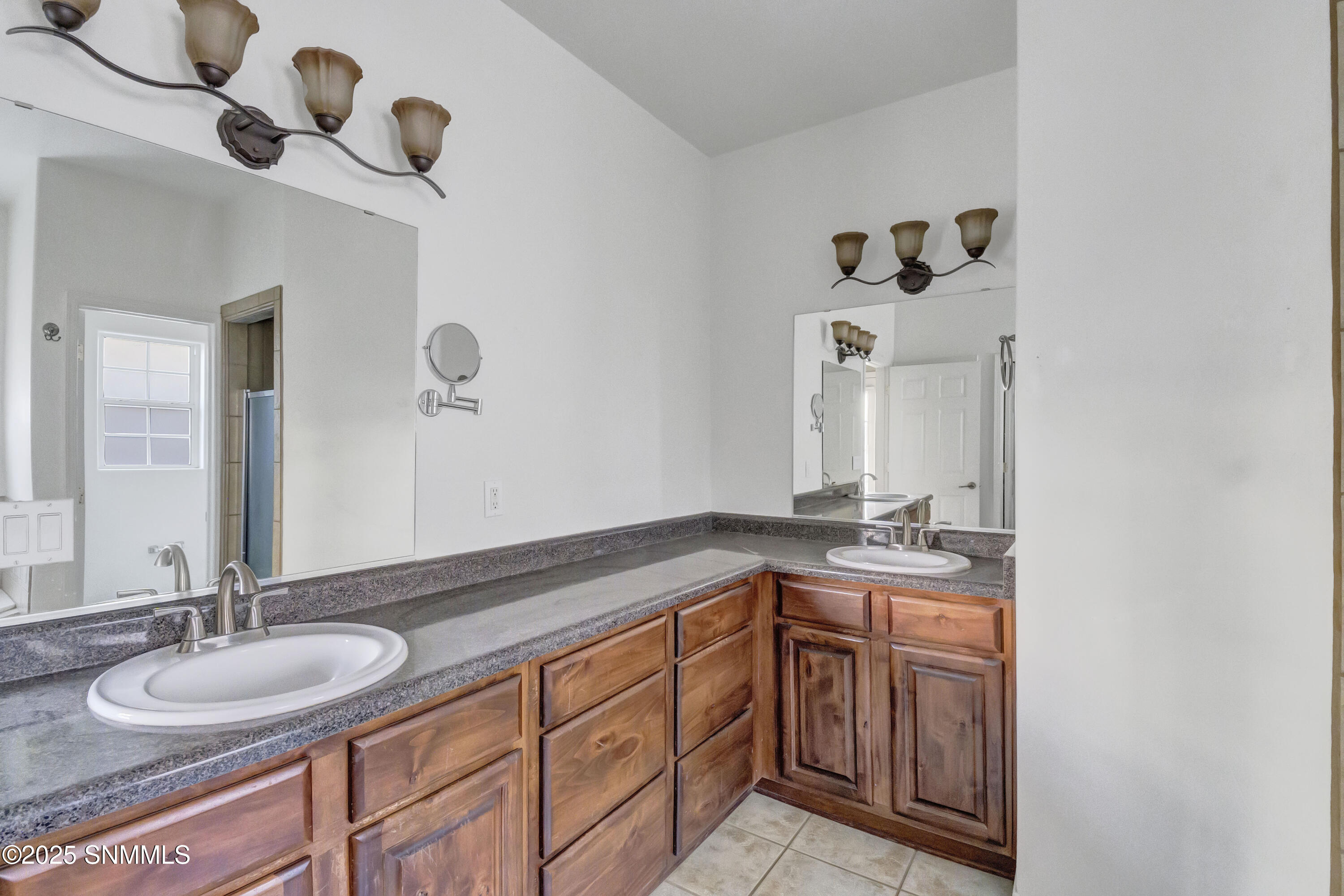 3523 Omaha Court Property Photo 17