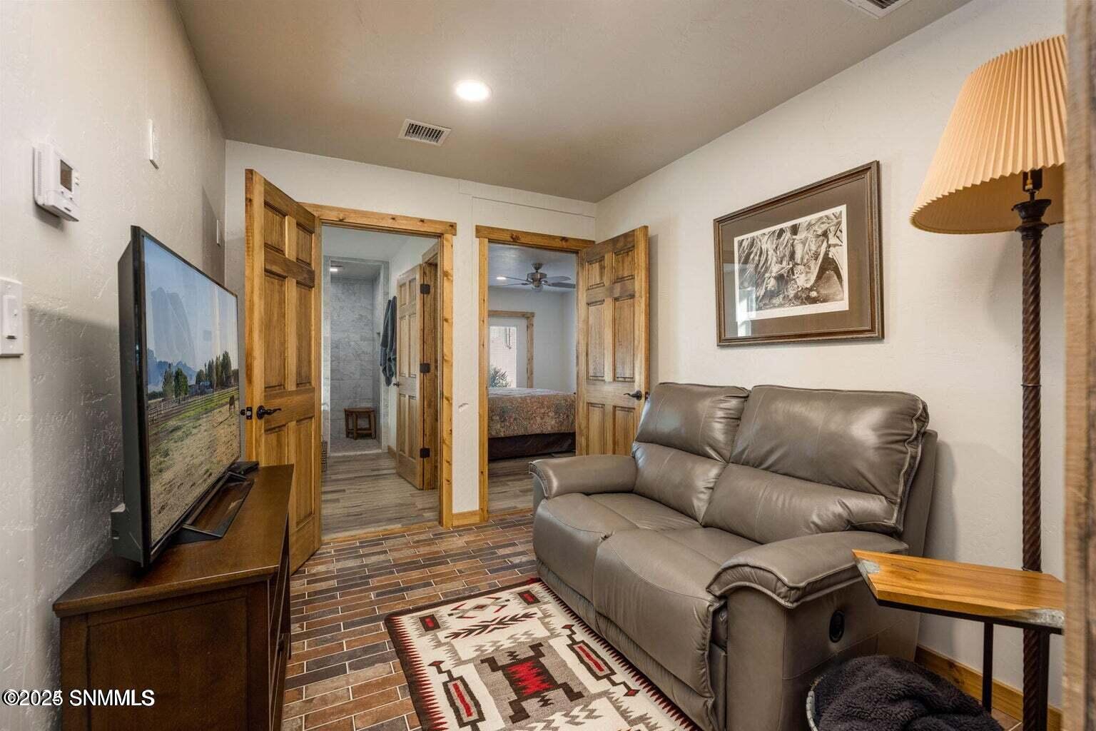 6535 Nm-377 Property Photo 9