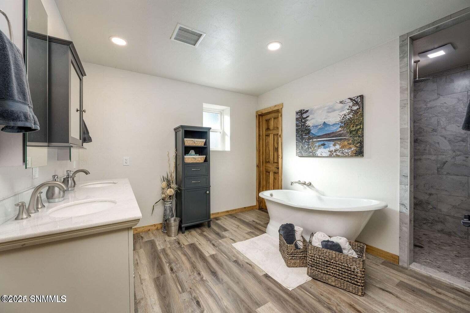 6535 Nm-377 Property Photo 12