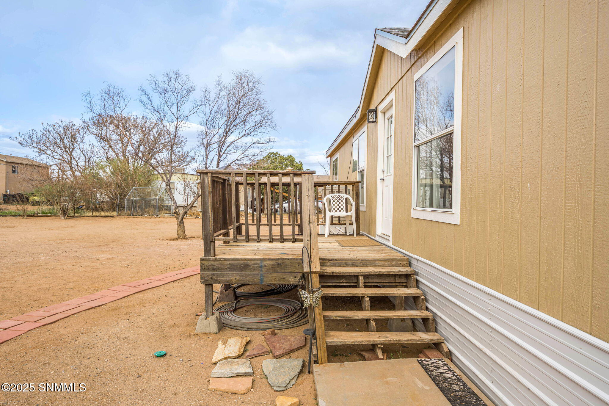 9605 Missile Lane Property Photo 4