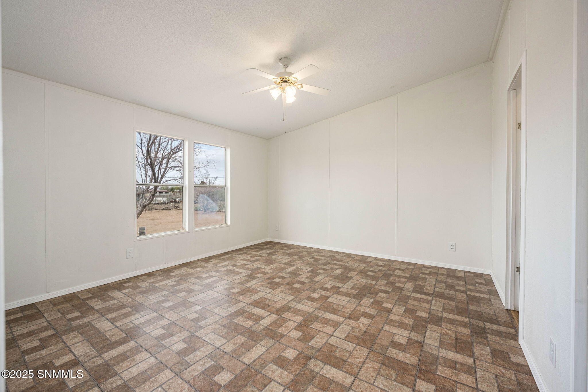 9605 Missile Lane Property Photo 15