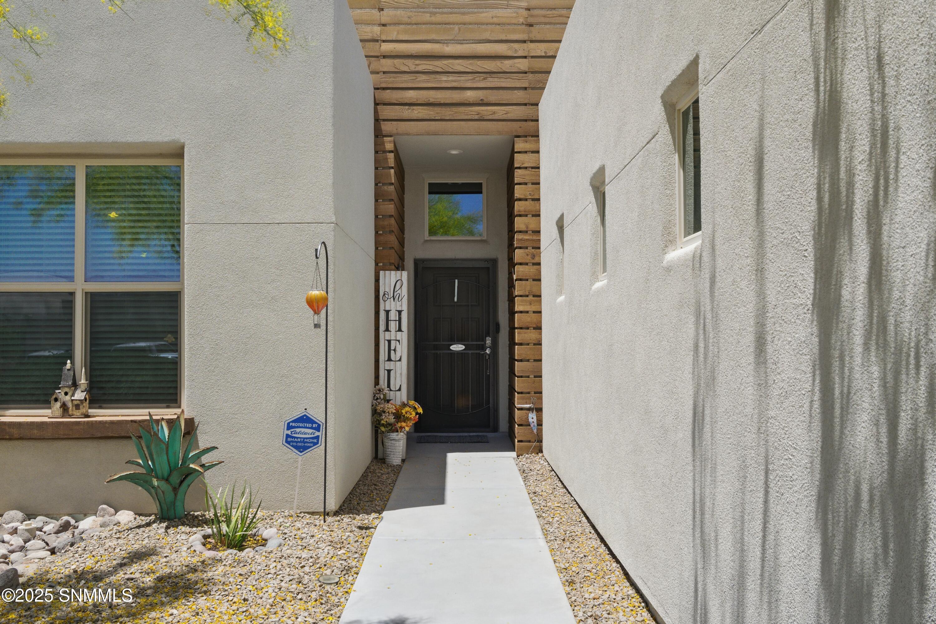 3747 Golden Echo Property Photo 2