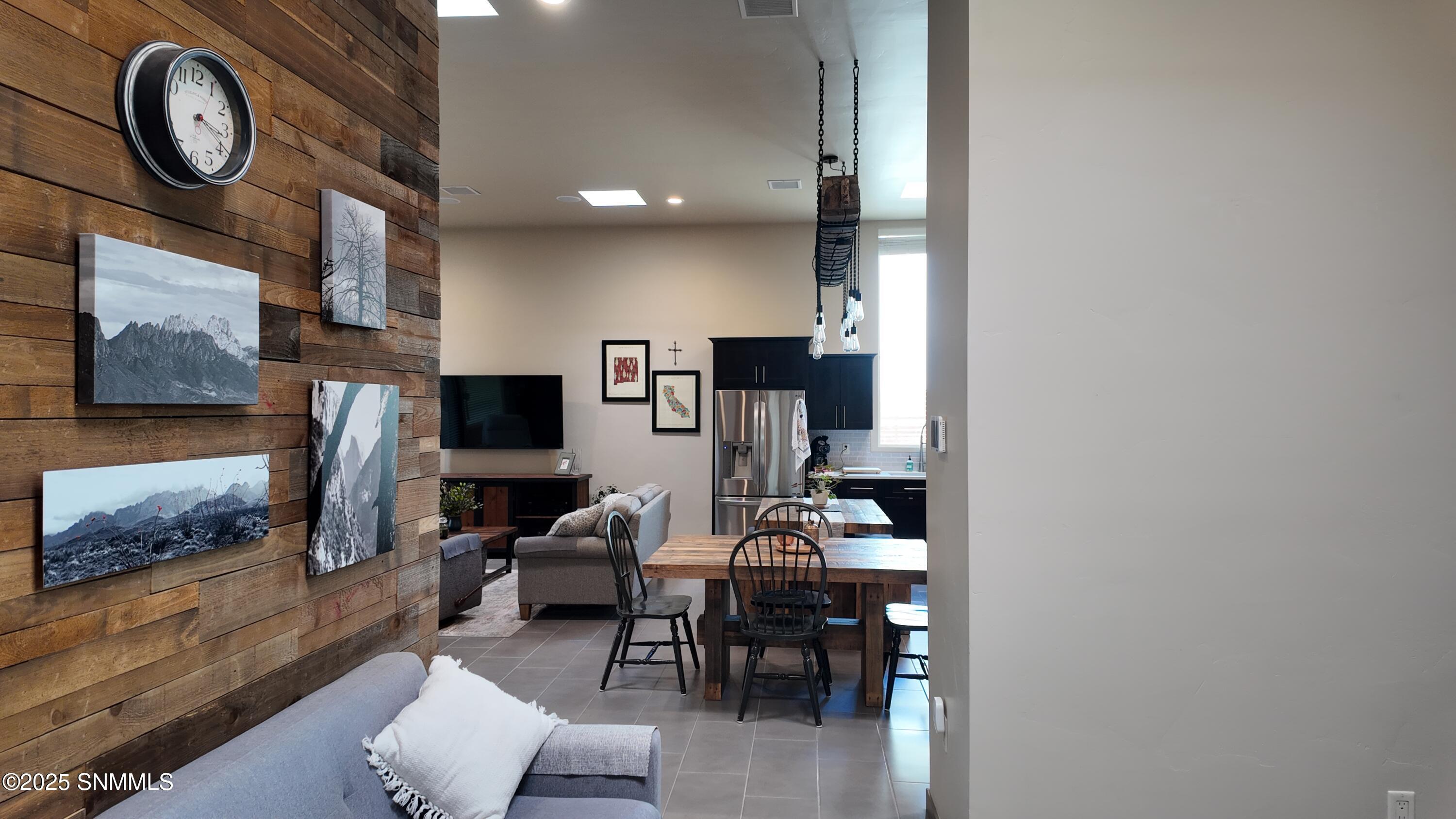 3747 Golden Echo Property Photo 4