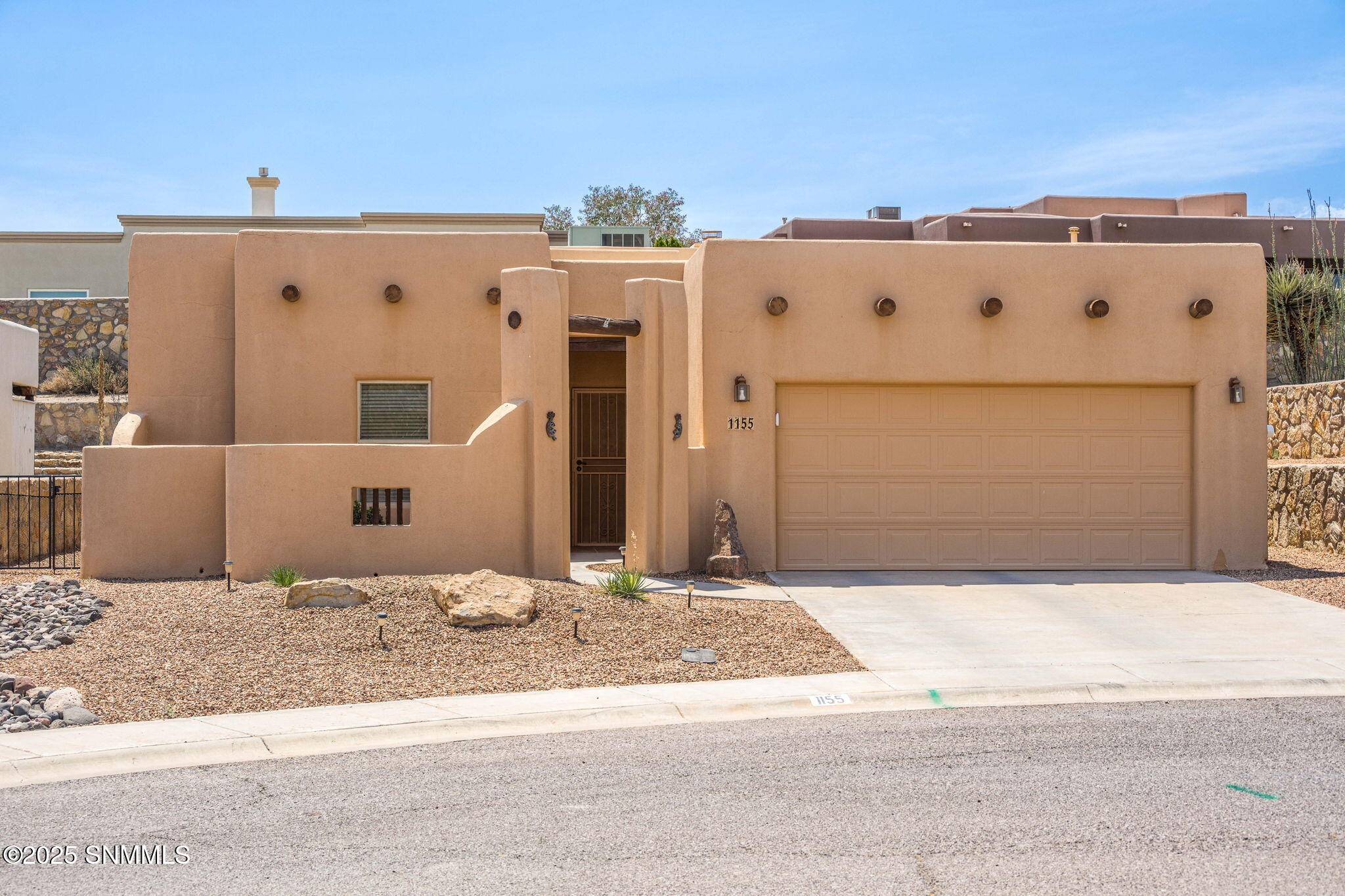 1155 Castile Court Property Photo 2