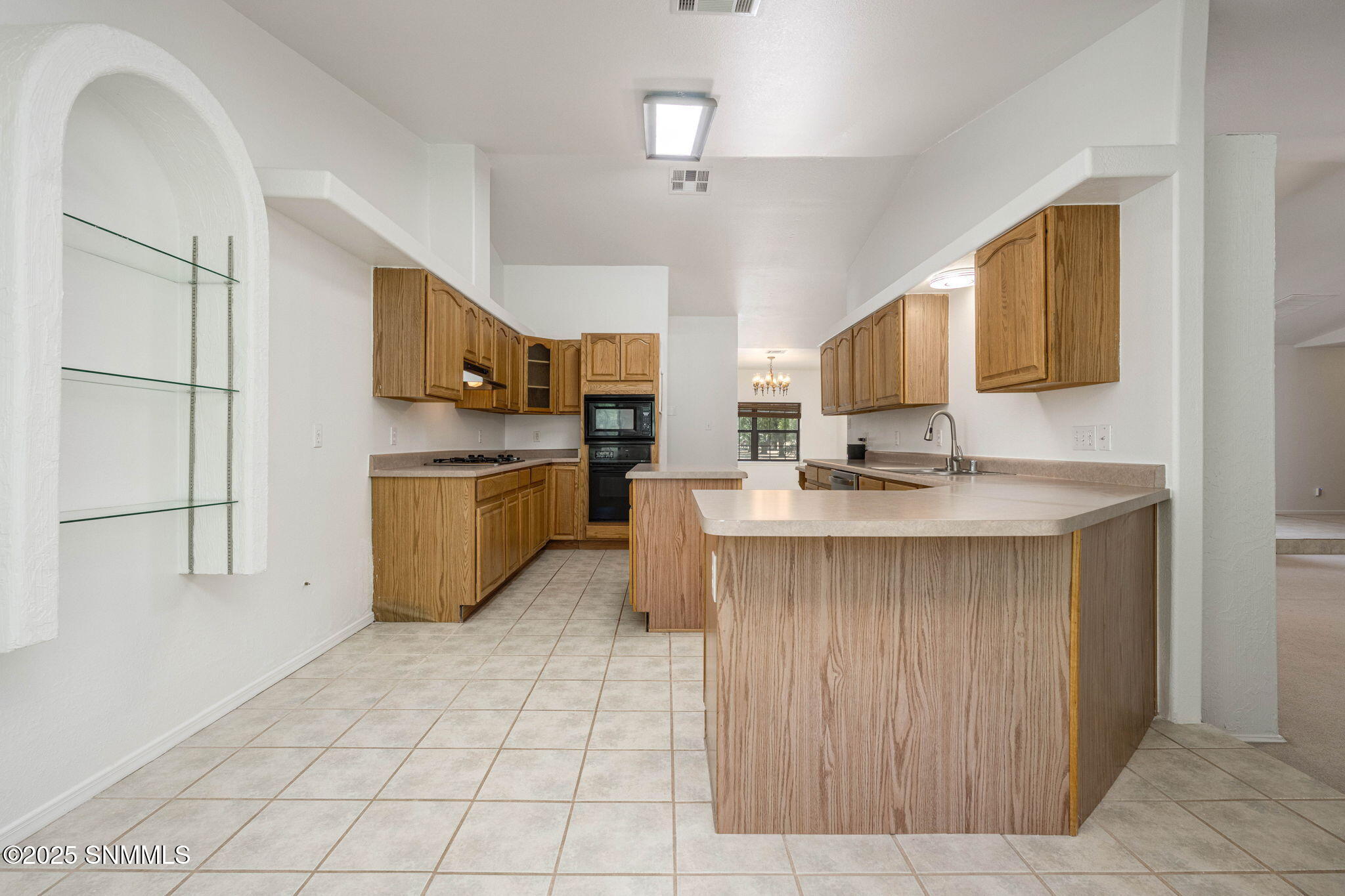 1810 S Fairacres Road Property Photo 12