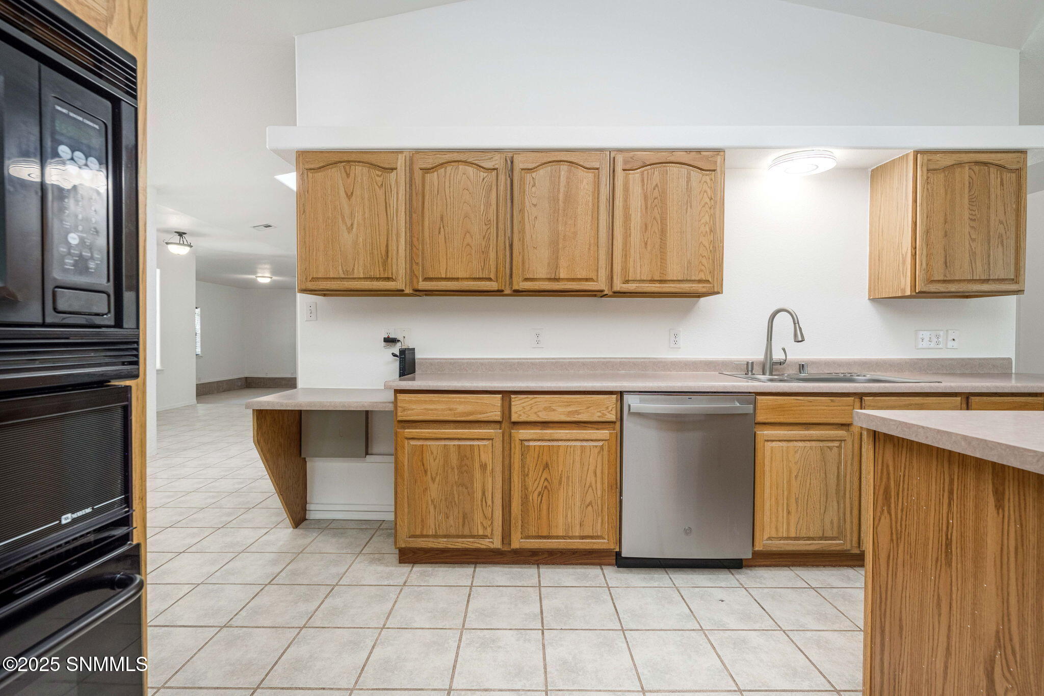 1810 S Fairacres Road Property Photo 16