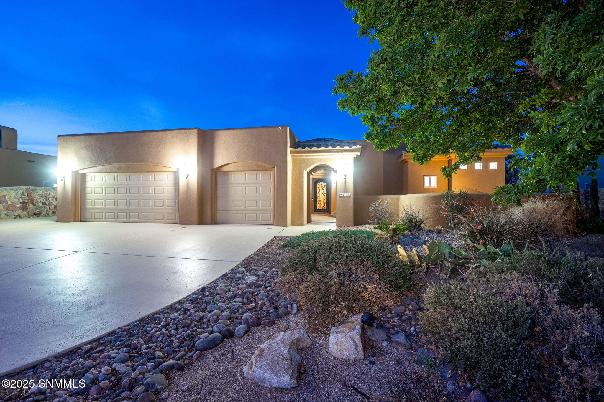 2014 Sedona Hills Parkway Property Photo 2