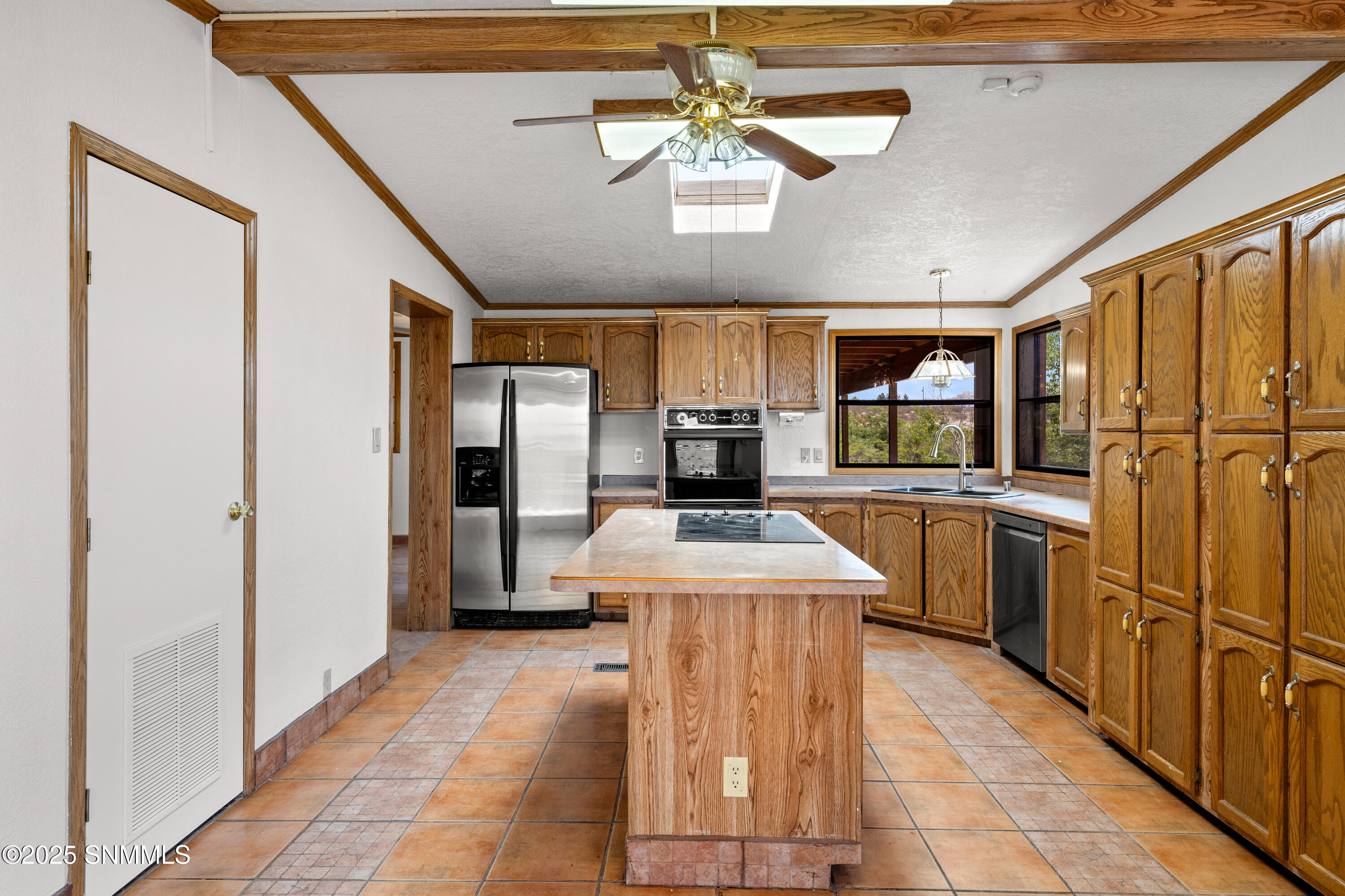 1581 Tecolote Trail Property Photo 2