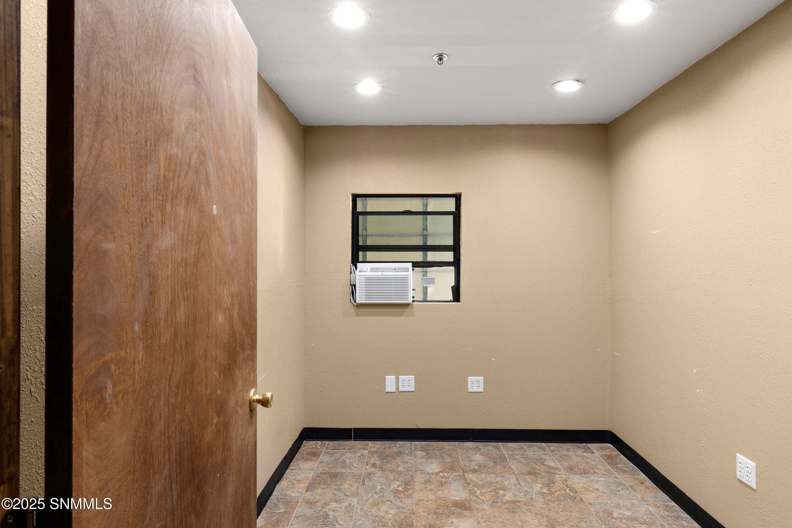 1581 Tecolote Trail Property Photo 49