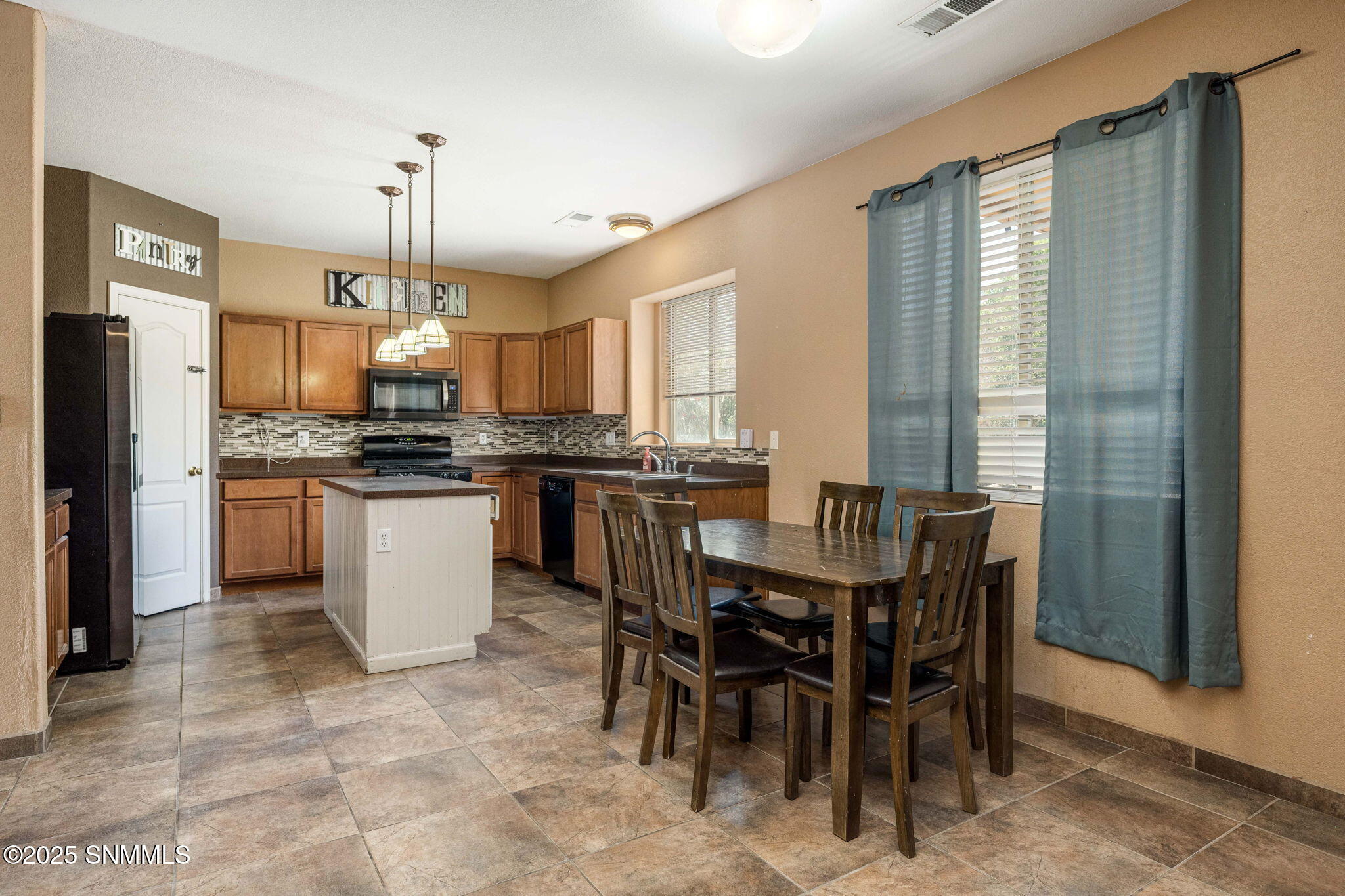 4350 Kachina Canyon Road Property Photo 8