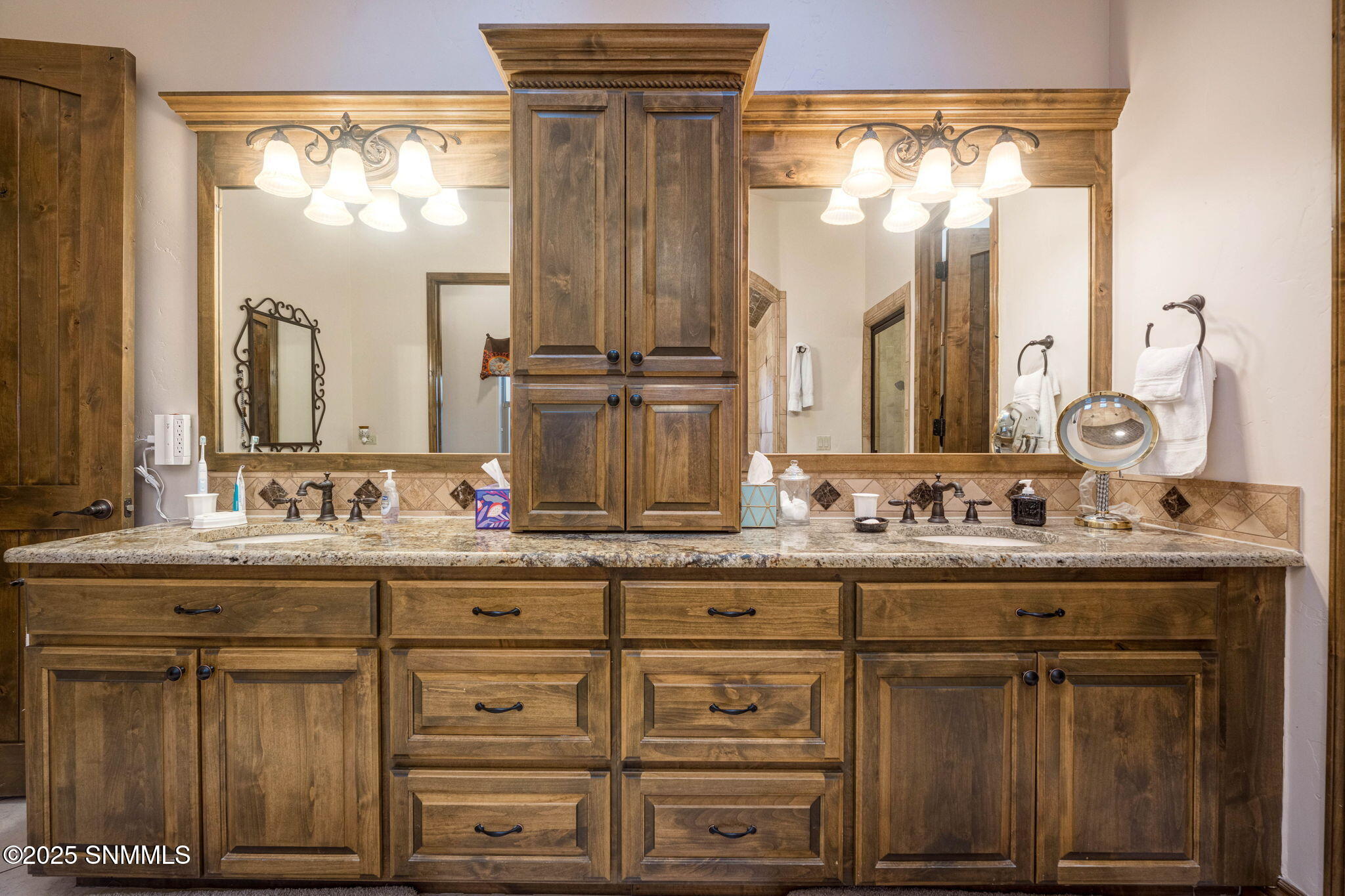 1320 Morisat Place Property Photo 35