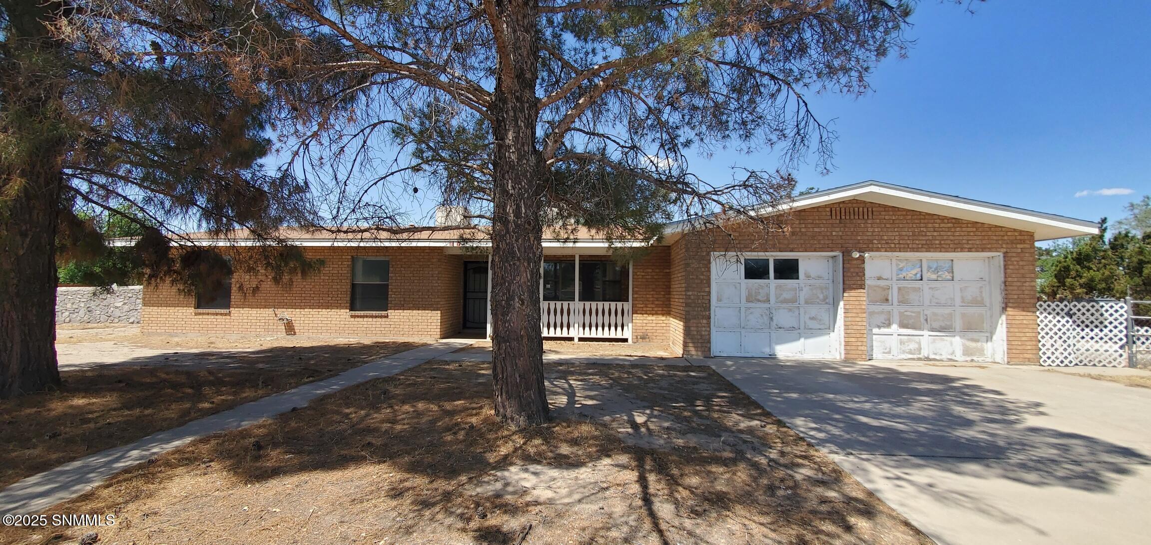2617 El Camino Real Road Property Photo 1