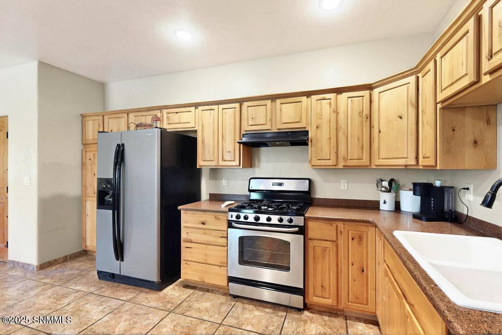 272 Wall Avenue Property Photo 14
