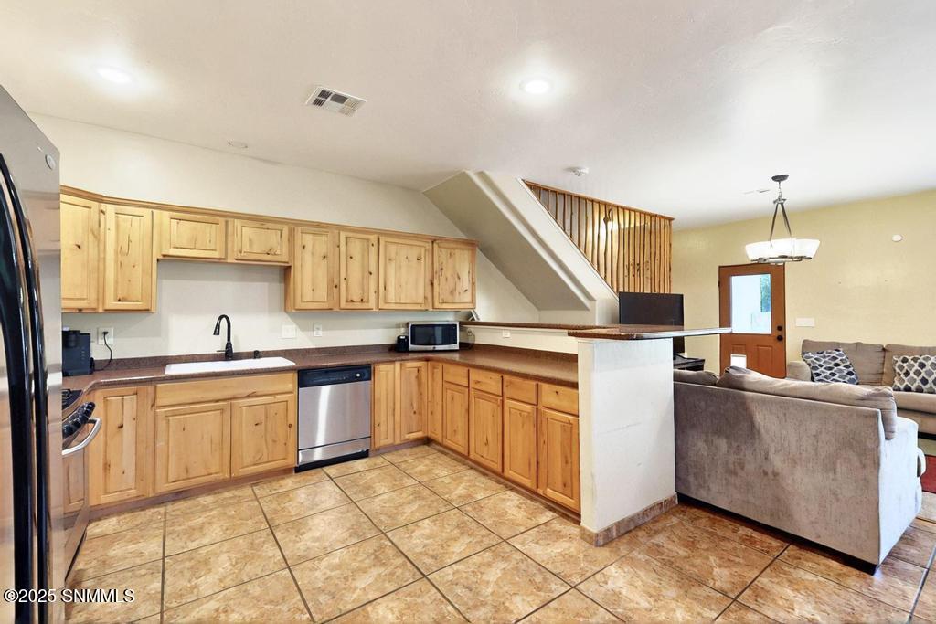 272 Wall Avenue Property Photo 15