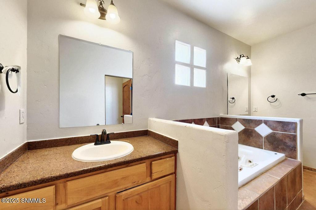 272 Wall Avenue Property Photo 37
