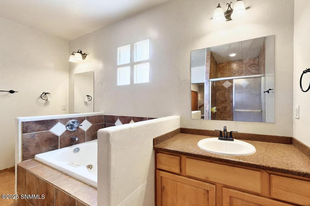 272 Wall Avenue Property Photo 38