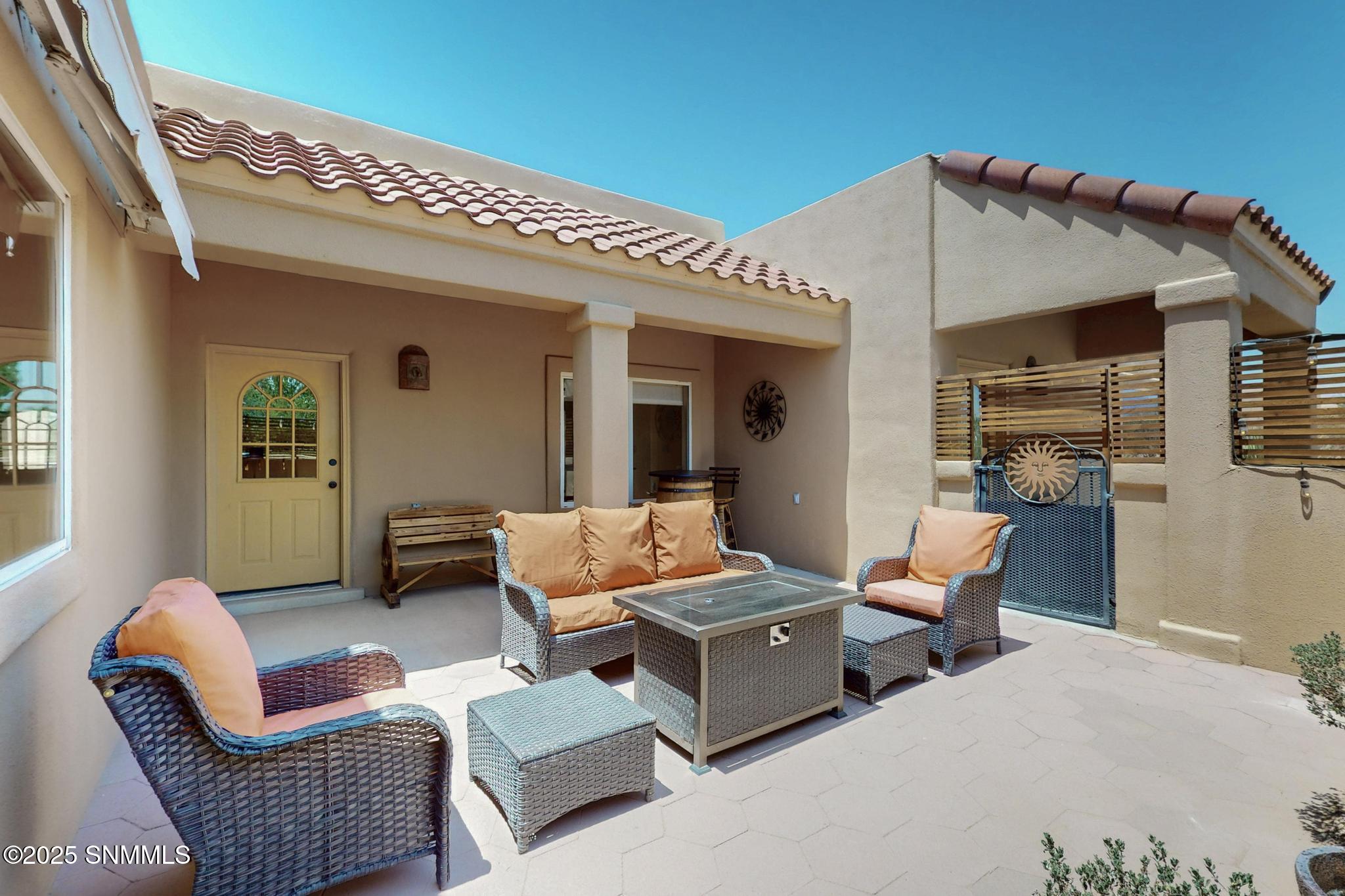 4251 Superstition Drive Property Photo 3