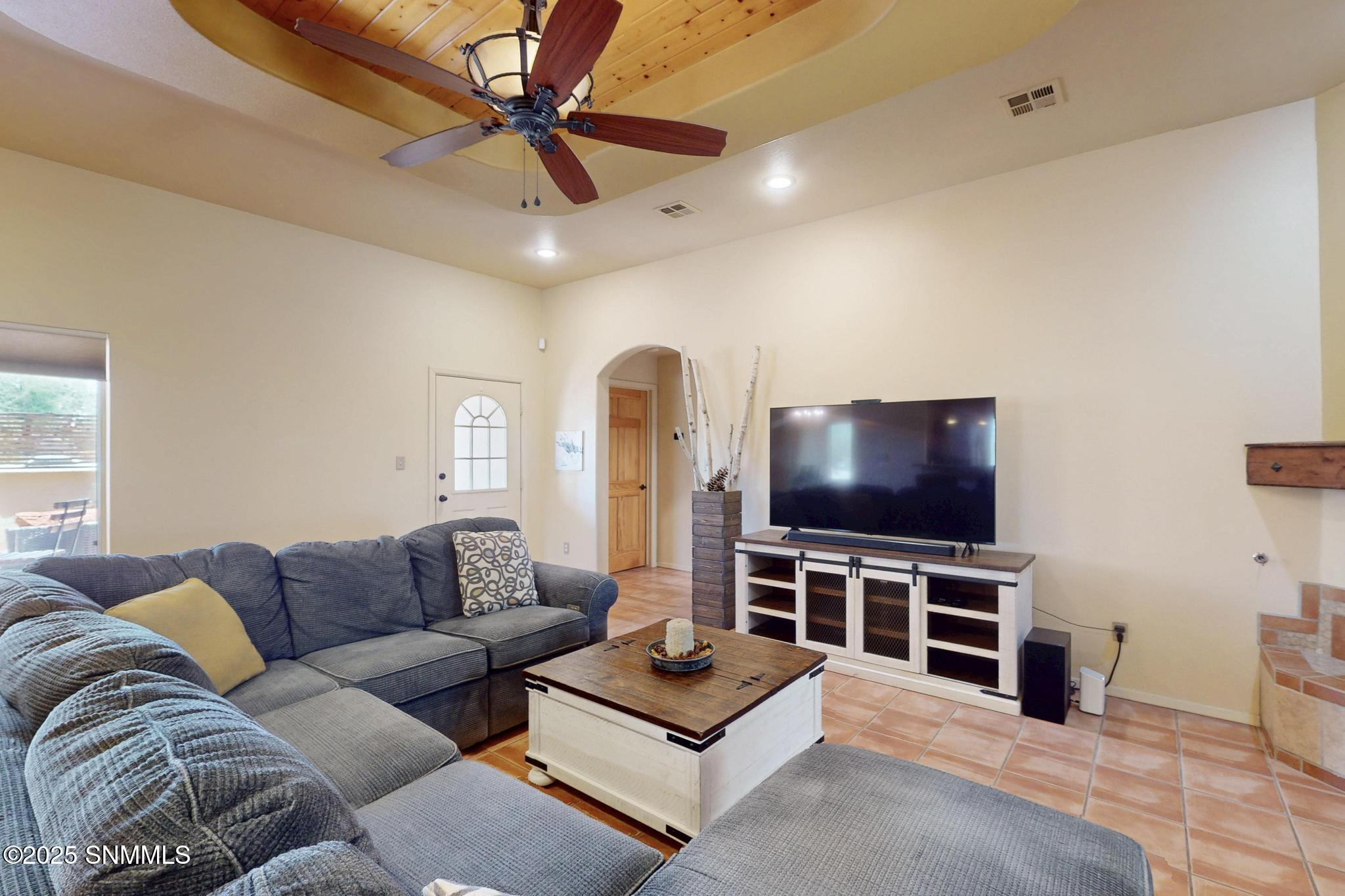 4251 Superstition Drive Property Photo 4