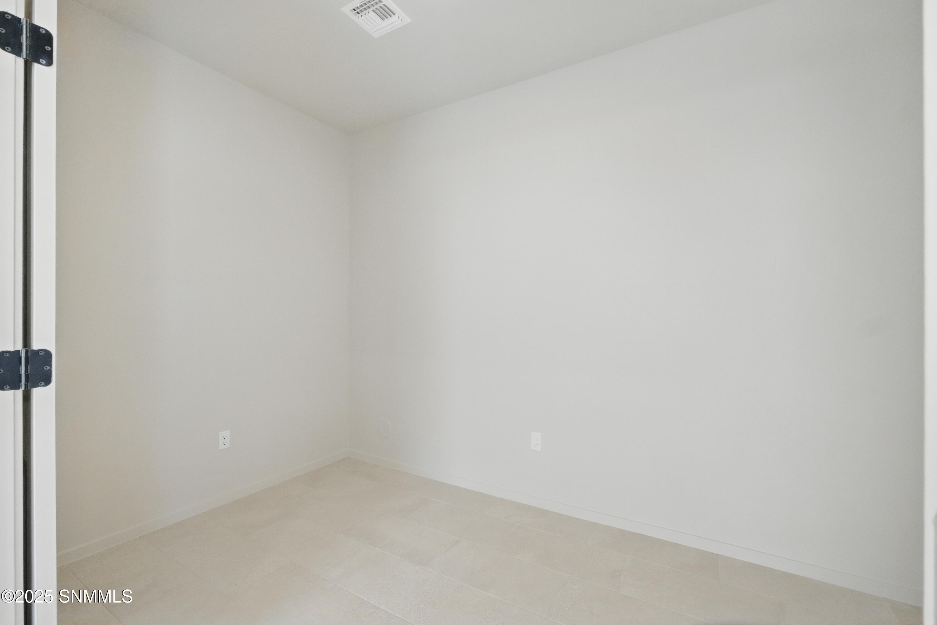 6118 San Xavier Street Property Photo 2