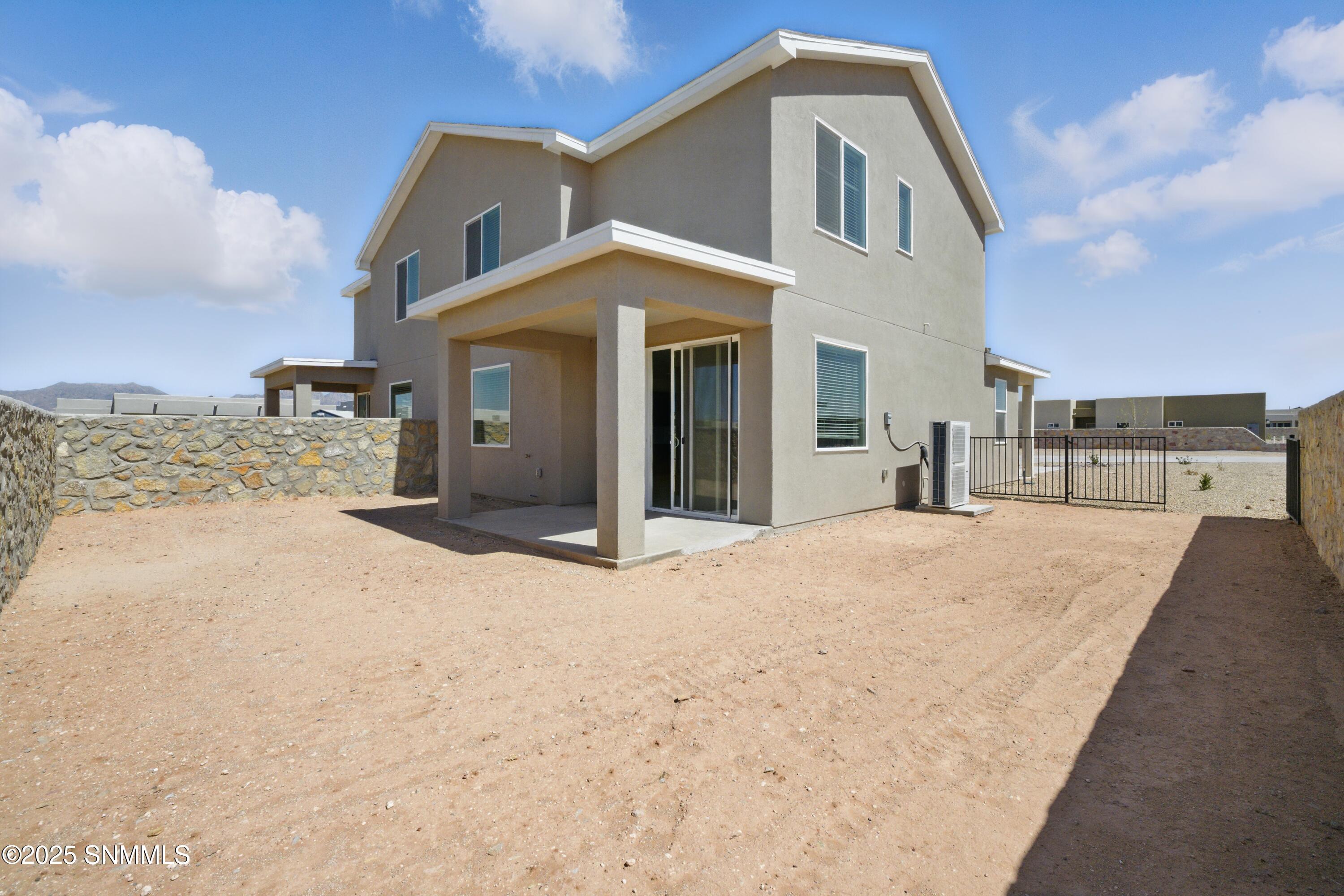 6118 San Xavier Street Property Photo 11
