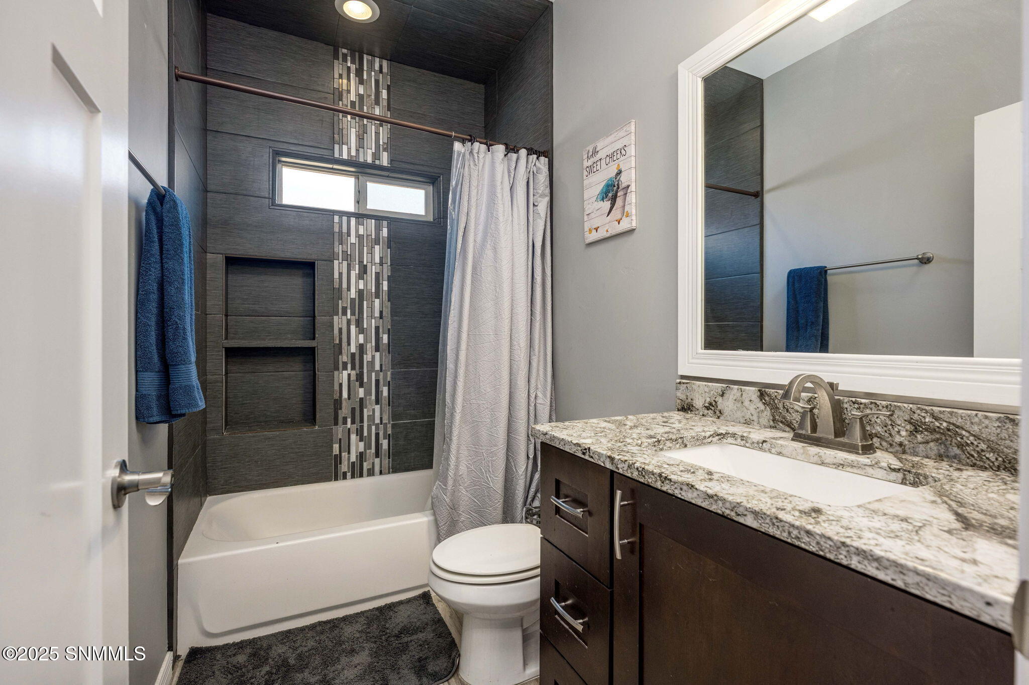 2914 Bink Place Property Photo 24